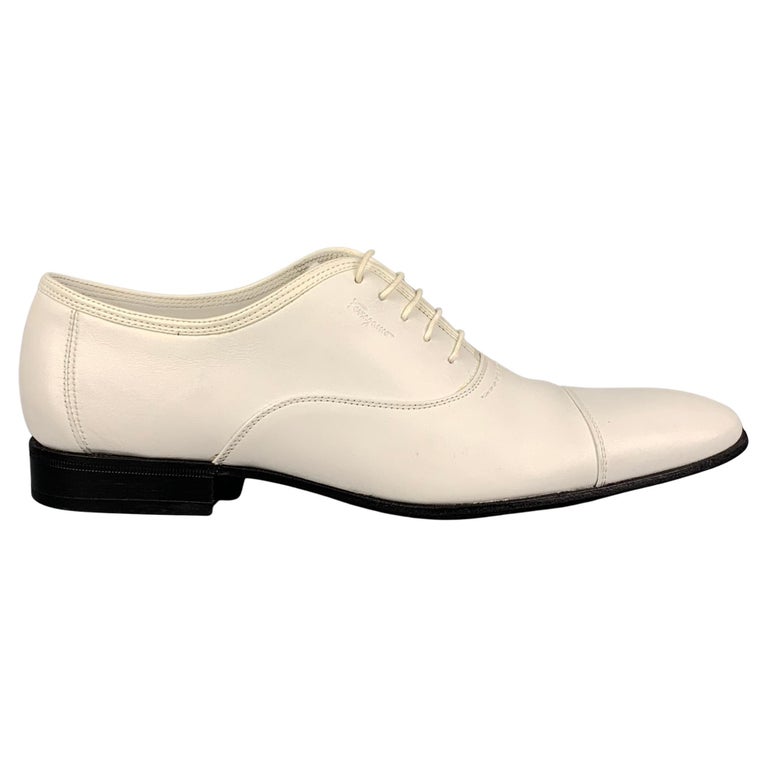 SALVATORE FERRAGAMO Size 9 White Leather Cap Toe Lace Up Shoes