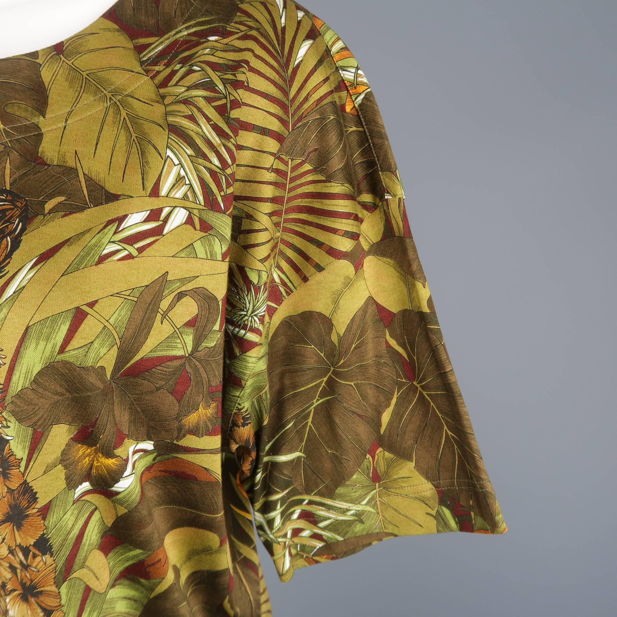 SALVATORE FERRAGAMO Size XS Olive Leaves & Tigers Jungle Print Cotton T-shirt 1