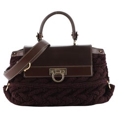 Salvatore Ferragamo Sofia Schultertasche aus Wolle mit Leder Medium