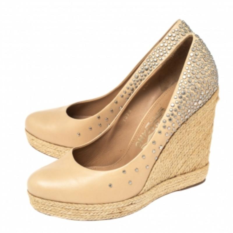 Salvatore Ferragamo Studded Leather Espadrille Wedge Platform Pumps Size 39 For Sale 3