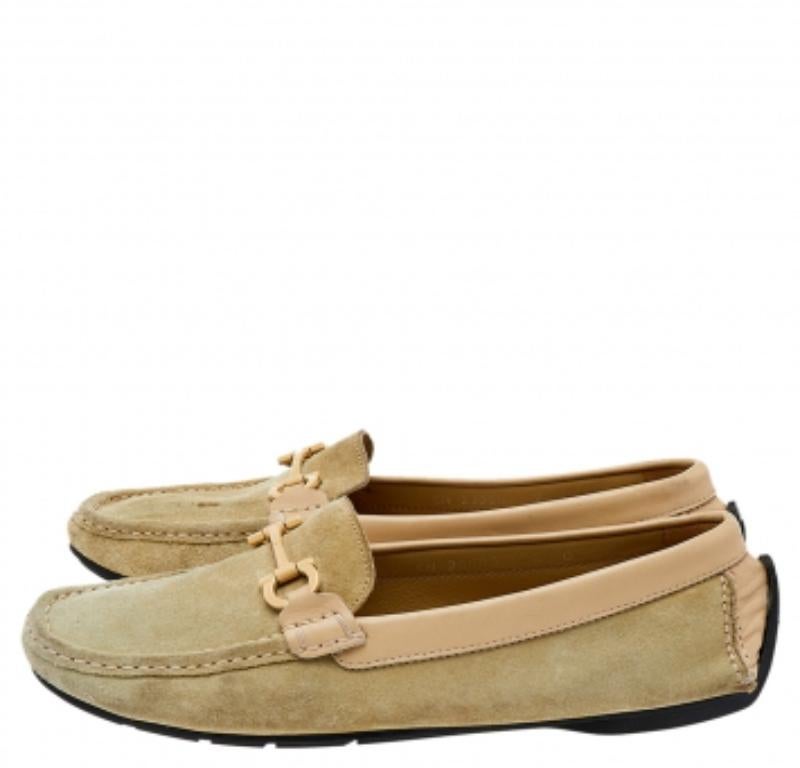 Donna Salvatore Ferragamo Mocassini in pelle e camoscio Gancini Bit Slip On Taglia 39,5 in vendita
