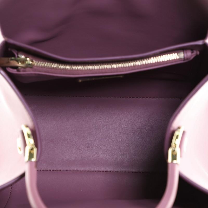 Salvatore ferragamo cheap thea handbag 23cm