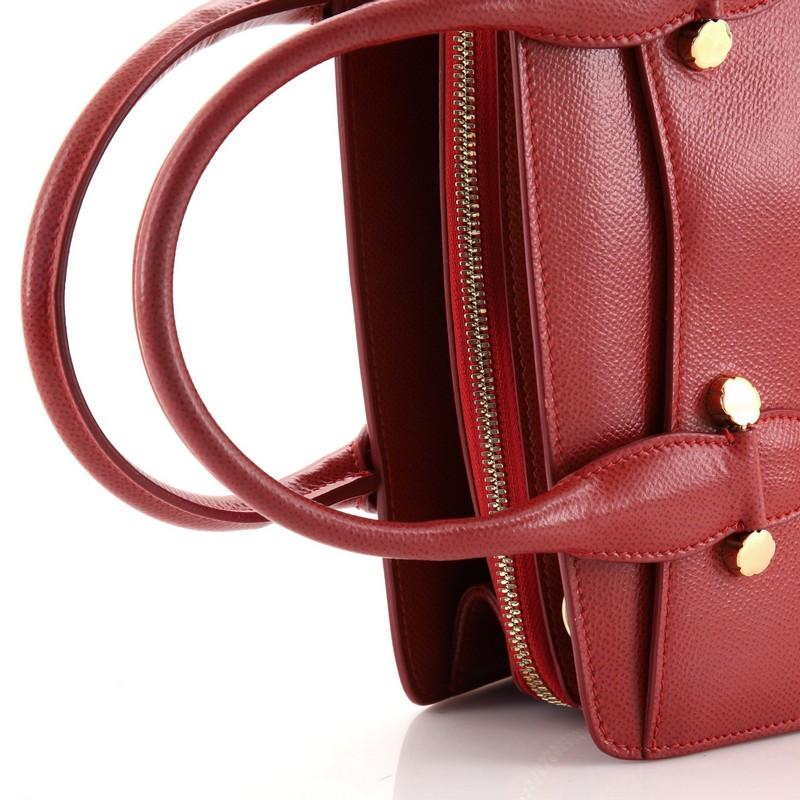 Salvatore Ferragamo Heute Schultertasche aus Leder Klein 2