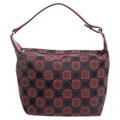 Salvatore Ferragamo - Pochette tricolore Gancini en toile et bordure en cuir