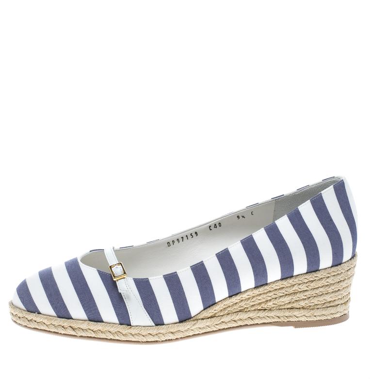 Women's Salvatore Ferragamo Two Tone Striped Canvas Audrey Wedge Espadrille Pumps Size 4