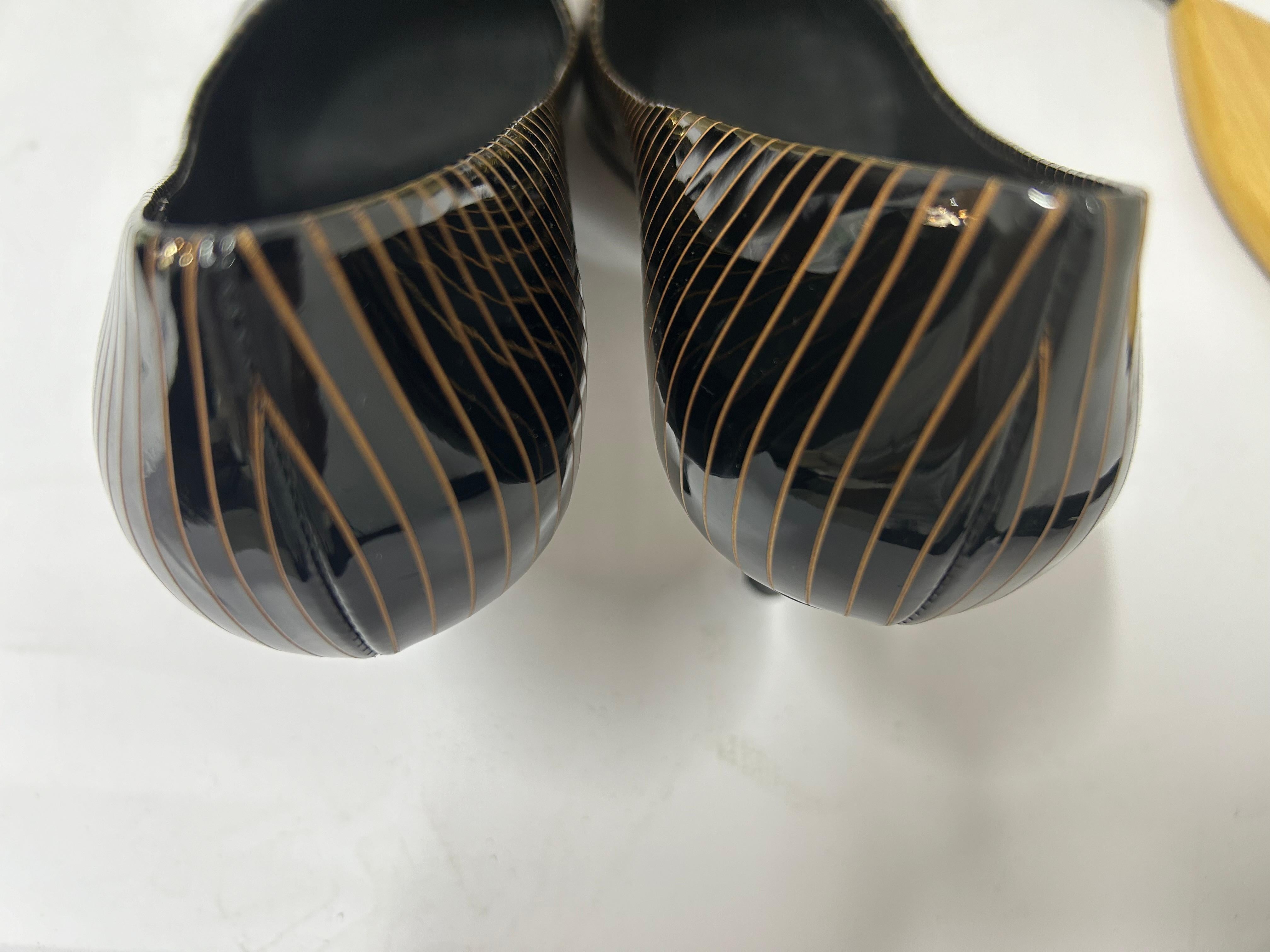 Salvatore Ferragamo Vara Bow Pumps Size EU 37.5 4