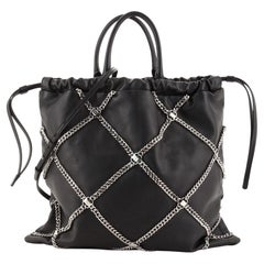 Salvatore Ferragamo Vara Tote aus Leder mit Kettenrahmen und Kordelzug Groß