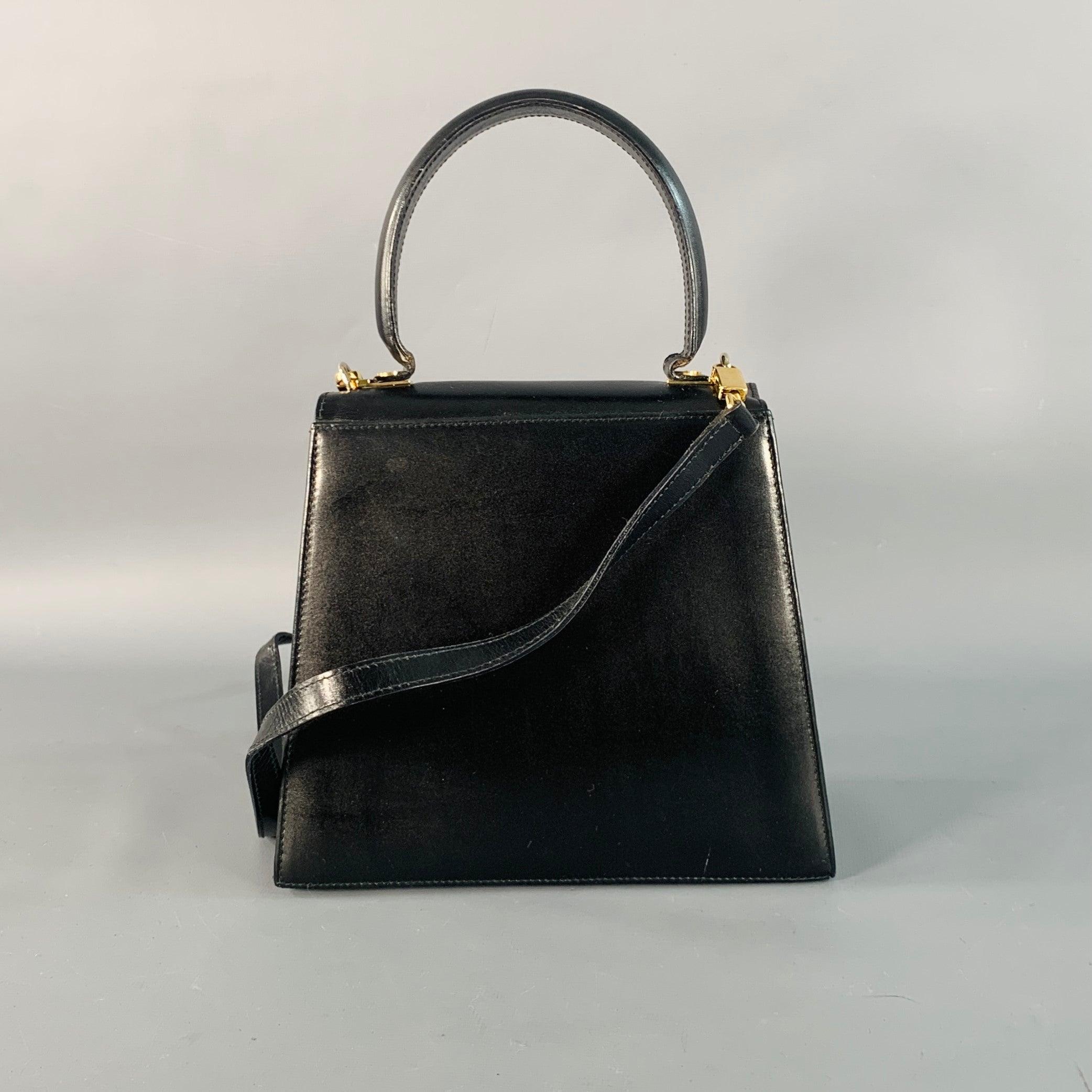 SALVATORE FERRAGAMO Vintage Schwarz Gold Leder Griffe Handtasche Damen im Angebot