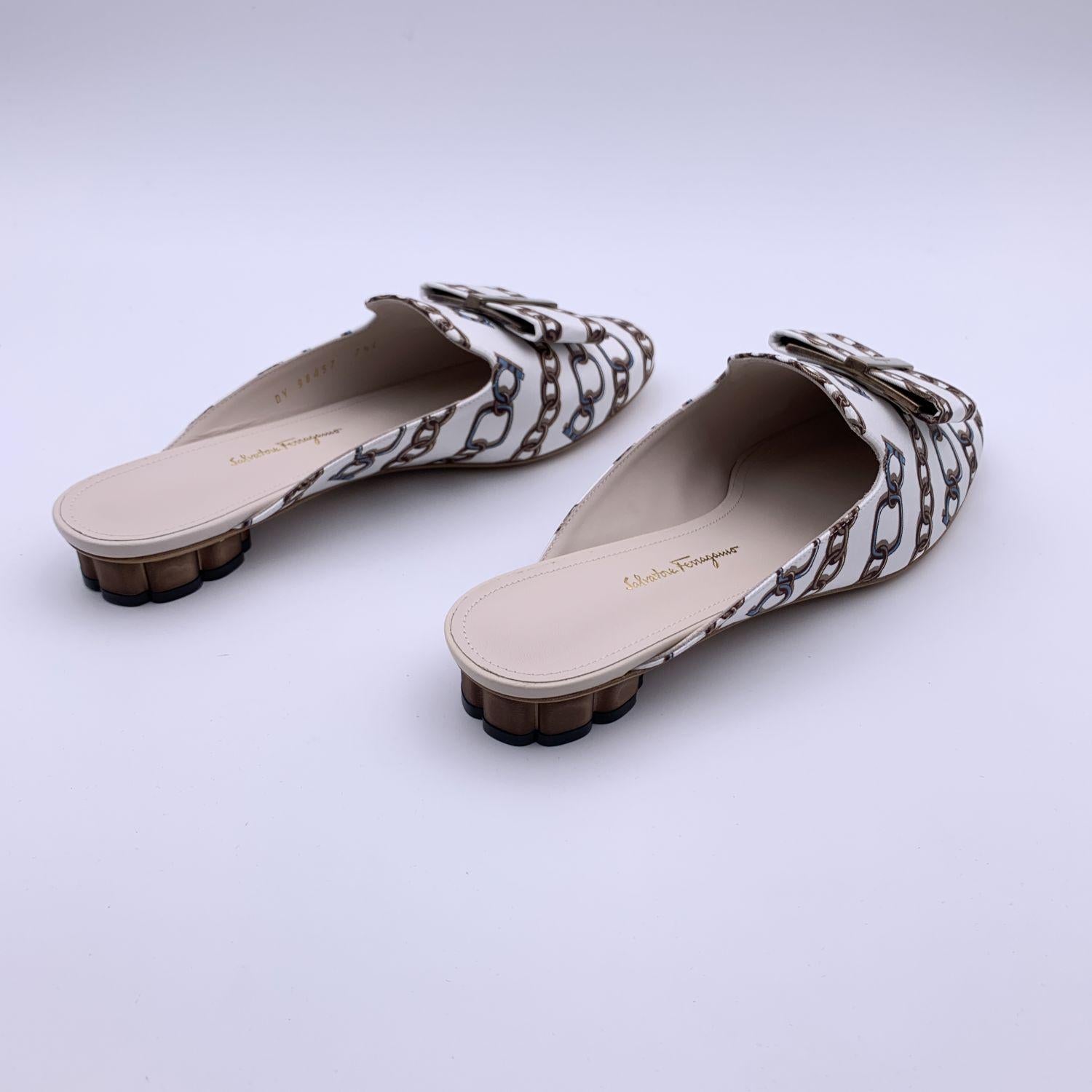 Gray Salvatore Ferragamo White Chain Sciacca Twill Shoes Size US 7.5C EU 38