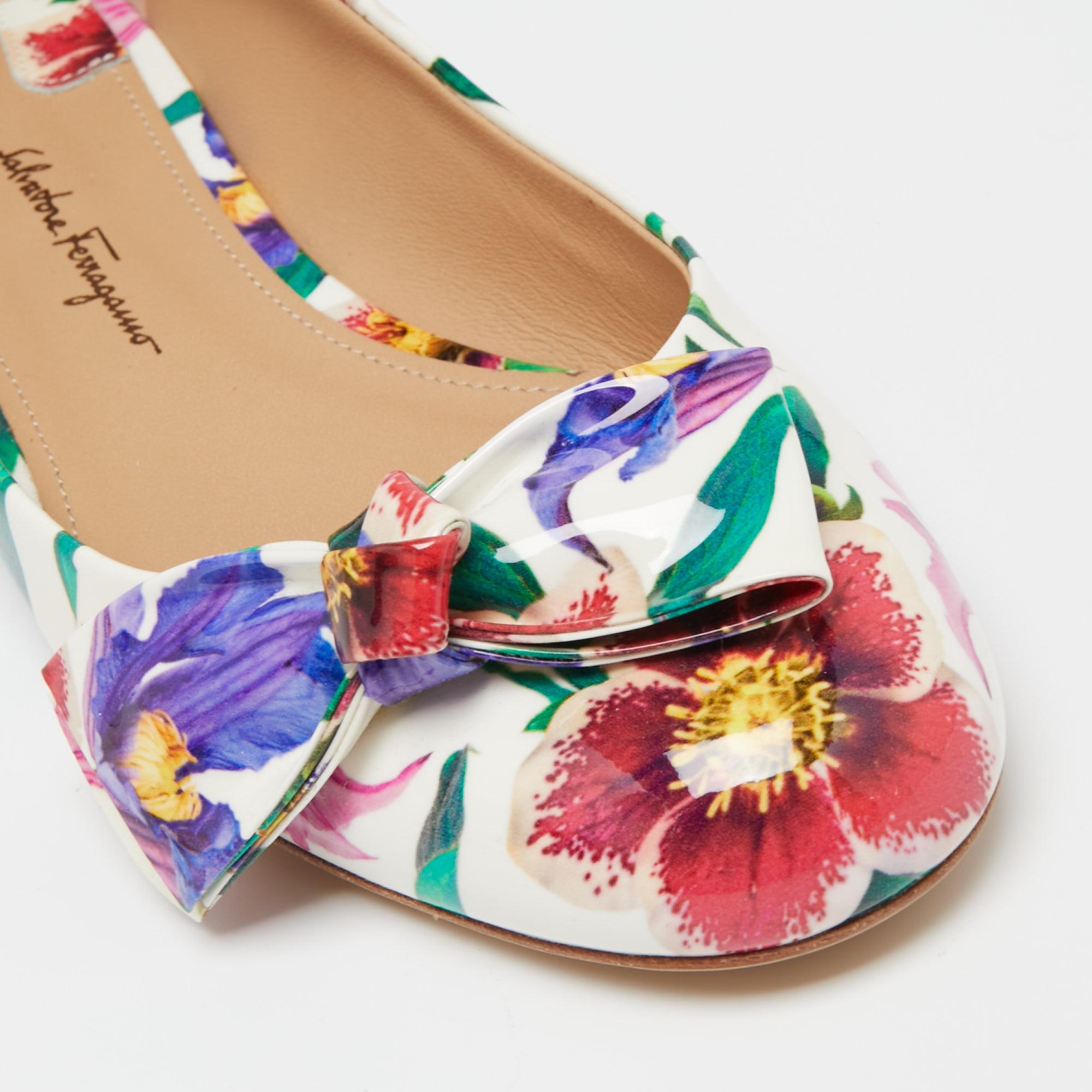 Salvatore Ferragamo White Floral Print Leather Avola Bow Ballet Flats Size 37 1