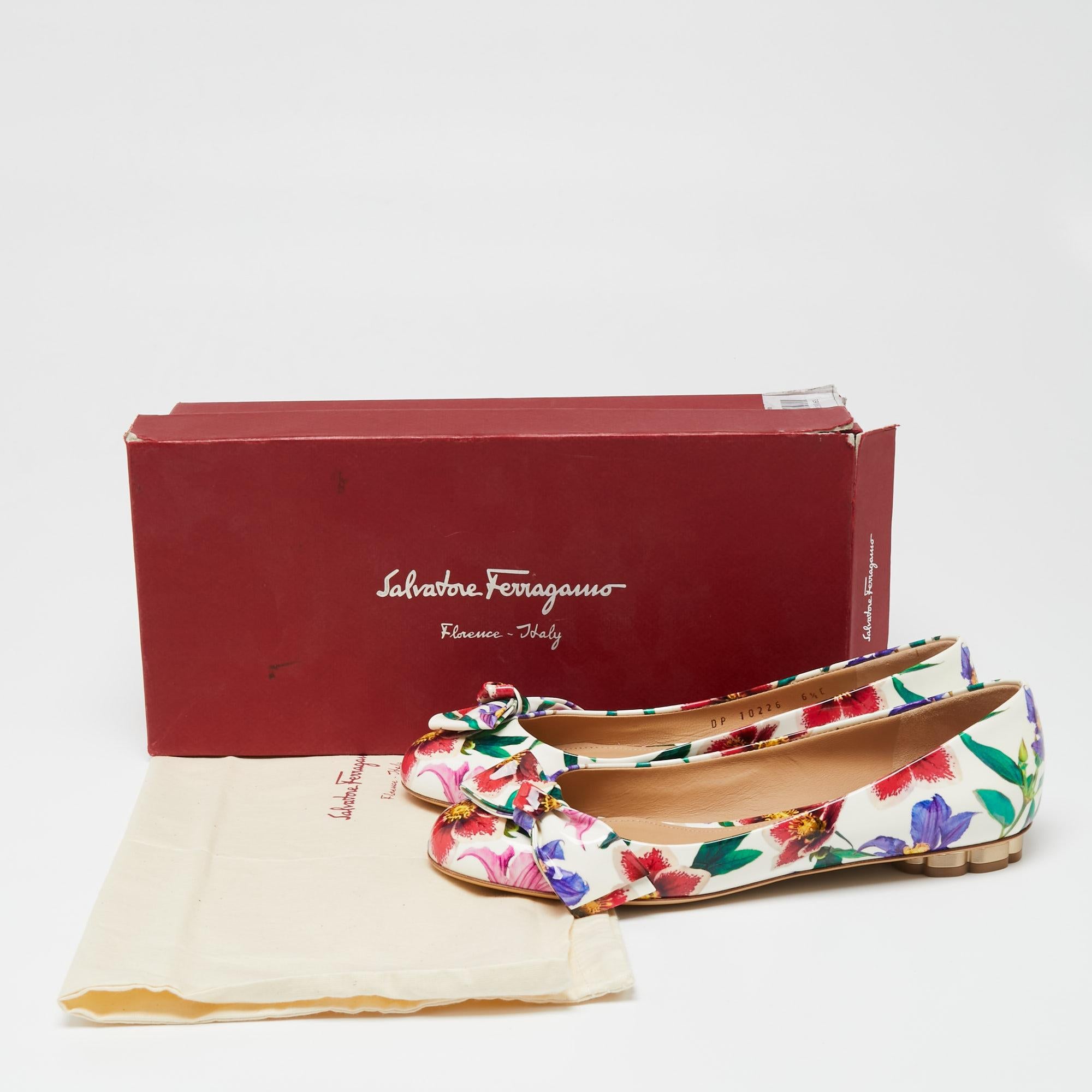 Salvatore Ferragamo White Floral Print Leather Avola Bow Ballet Flats Size 37 4