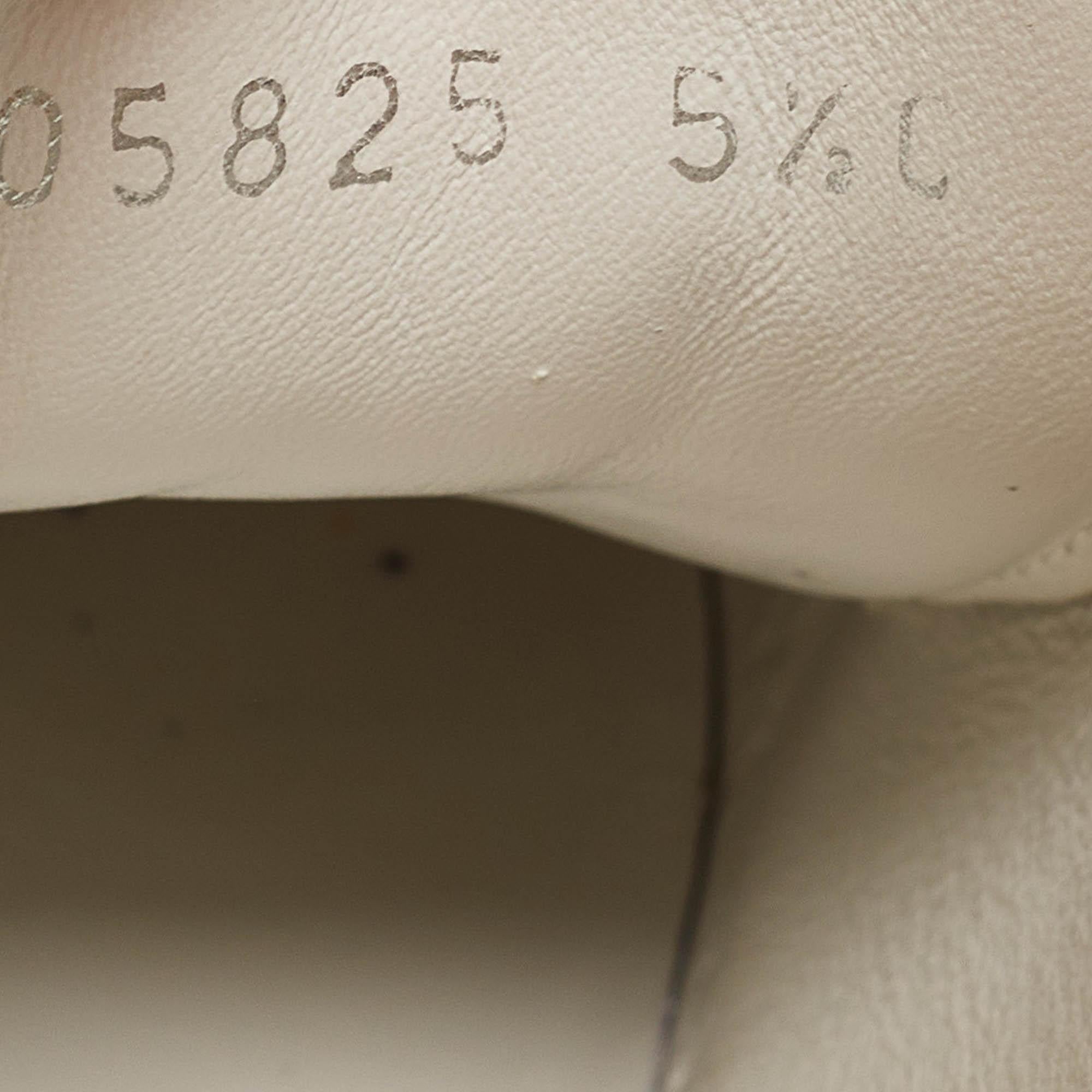 Salvatore Ferragamo White Leather Cube 8 Logo Sneakers Size 36 For Sale 4