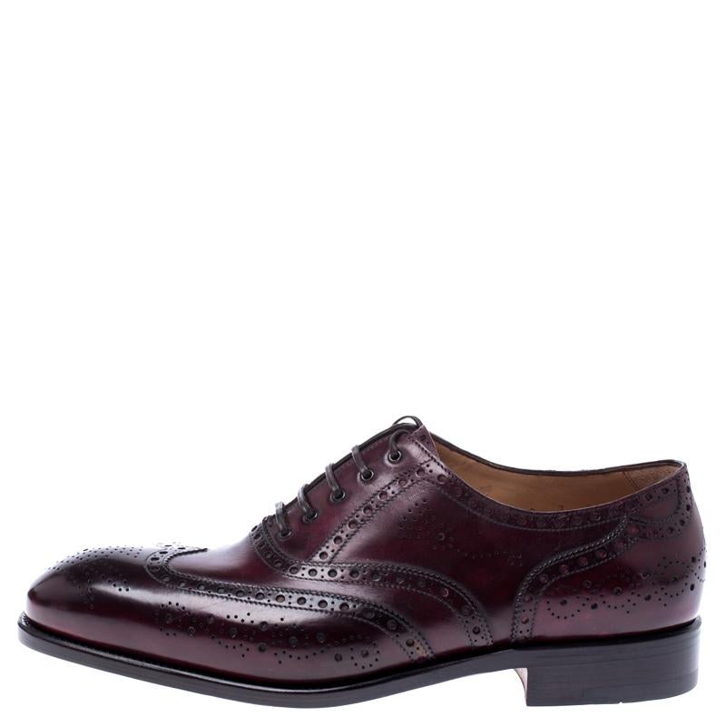 Salvatore Ferragamo Wine Brogue Leather Trieste Oxfords Size 41 In Excellent Condition In Dubai, Al Qouz 2
