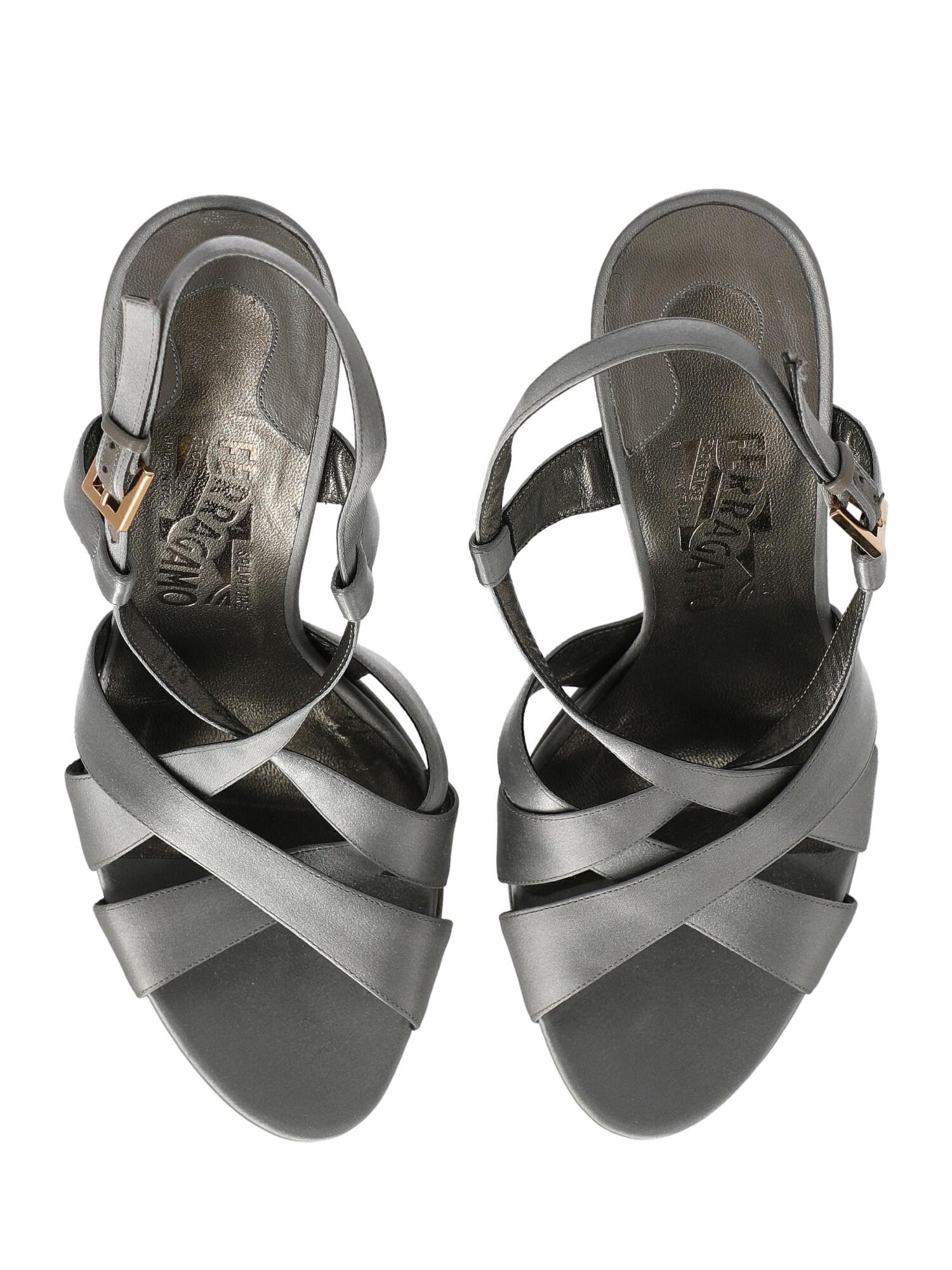 Salvatore Ferragamo Woman Sandals Grey Fabric IT 37 For Sale 1