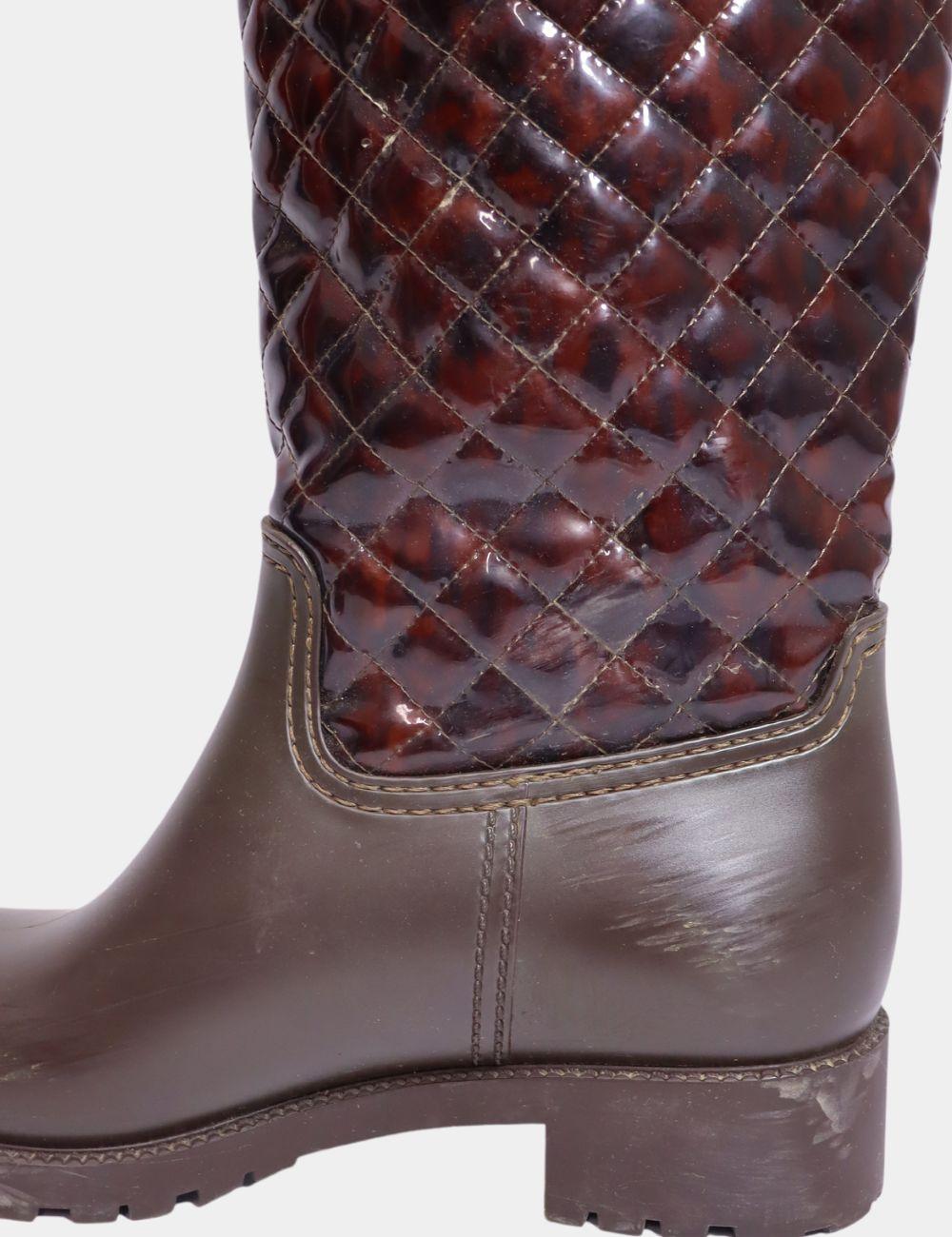 Salvatore Ferragamo Women's Raphael Long Rain Boots EU 40 In Fair Condition For Sale In Amman, JO
