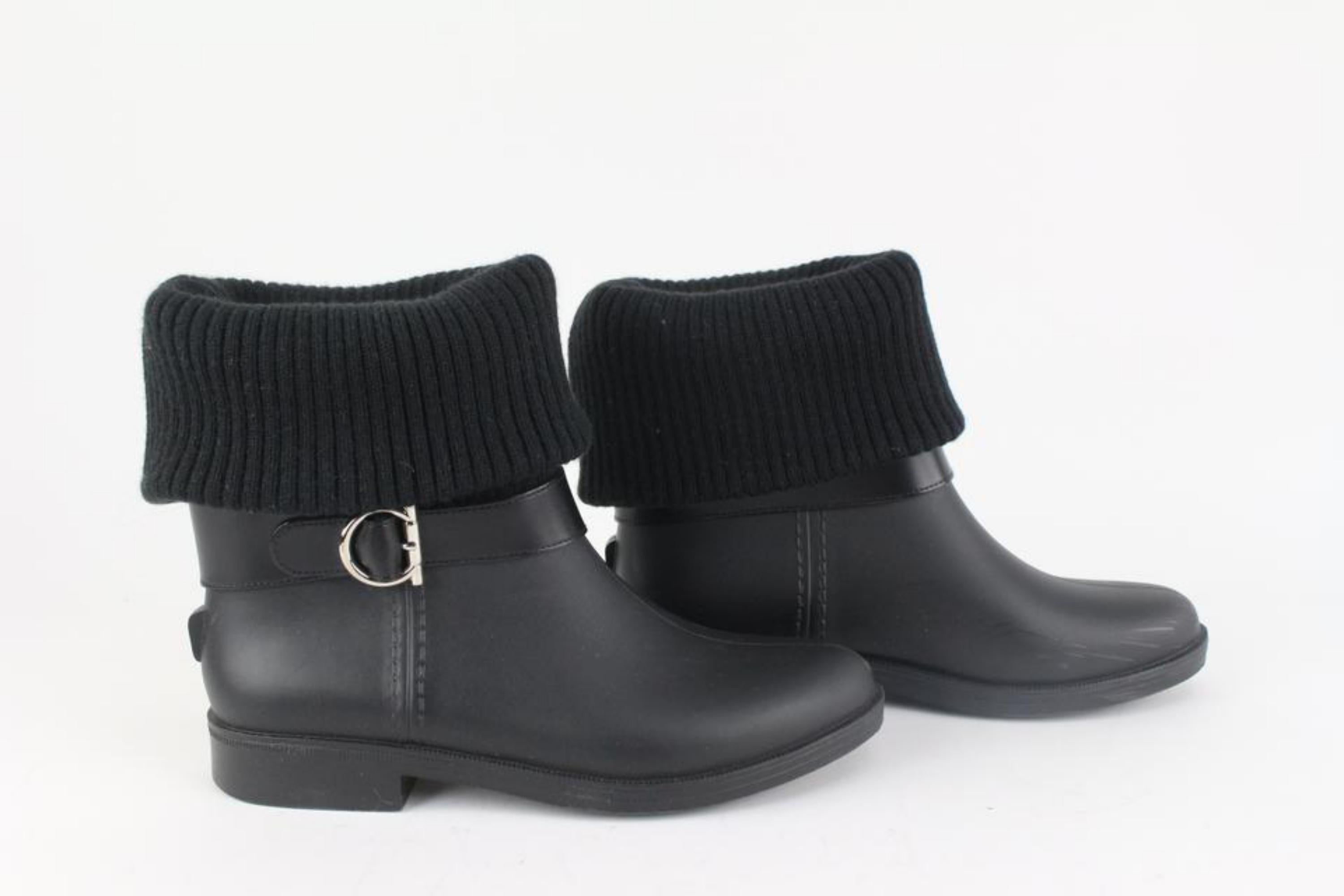Salvatore Ferragamo Women's Size 6 Black Rubber Thordis Rain Boot Gancini Logo  For Sale 2