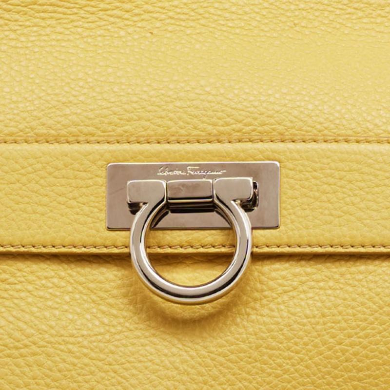 Salvatore Ferragamo Yellow Leather Medium Sofia Top Handle Bag In Good Condition In Dubai, Al Qouz 2