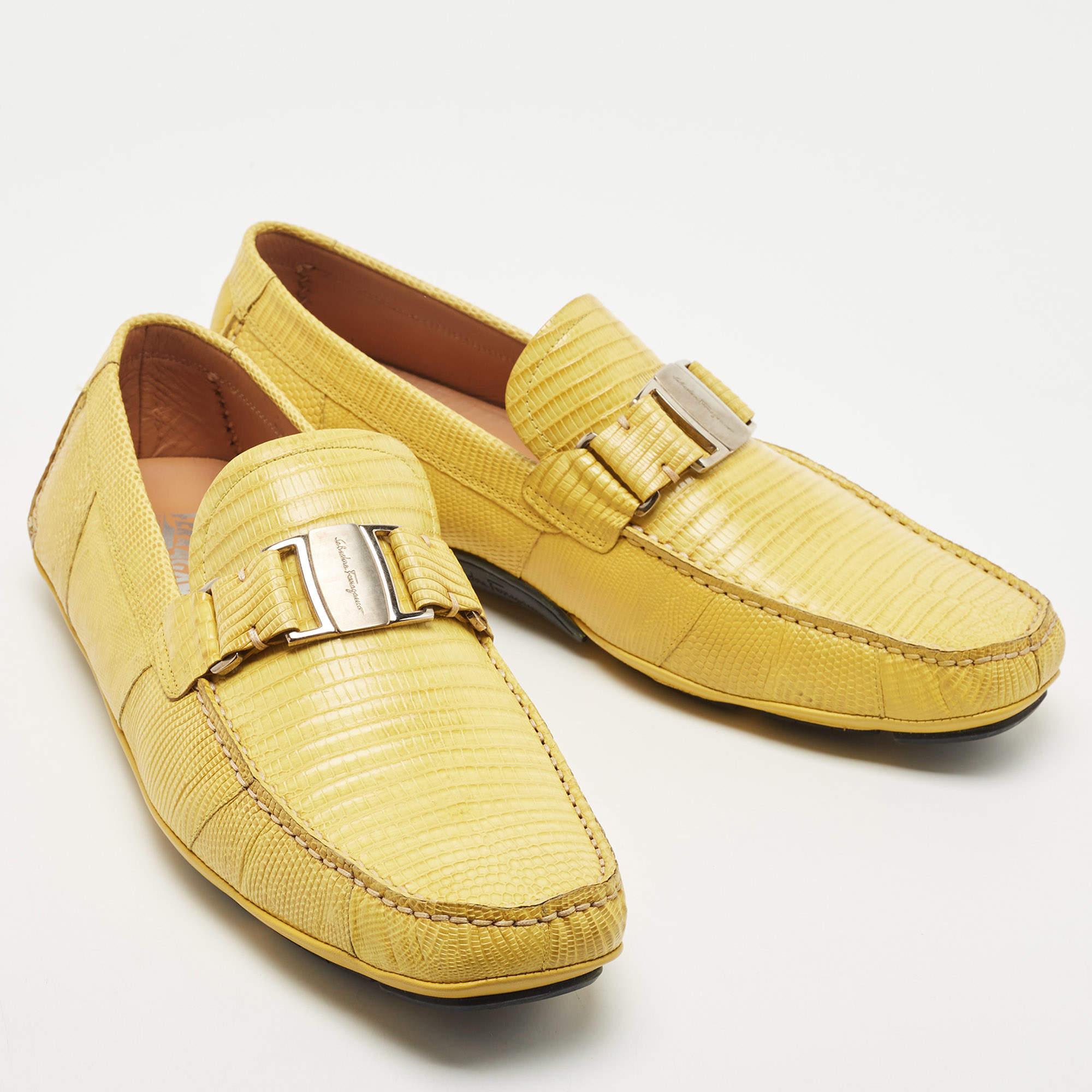 Salvatore Ferragamo Yellow Lizard Sardegna Loafers Size 44.5 In New Condition In Dubai, Al Qouz 2