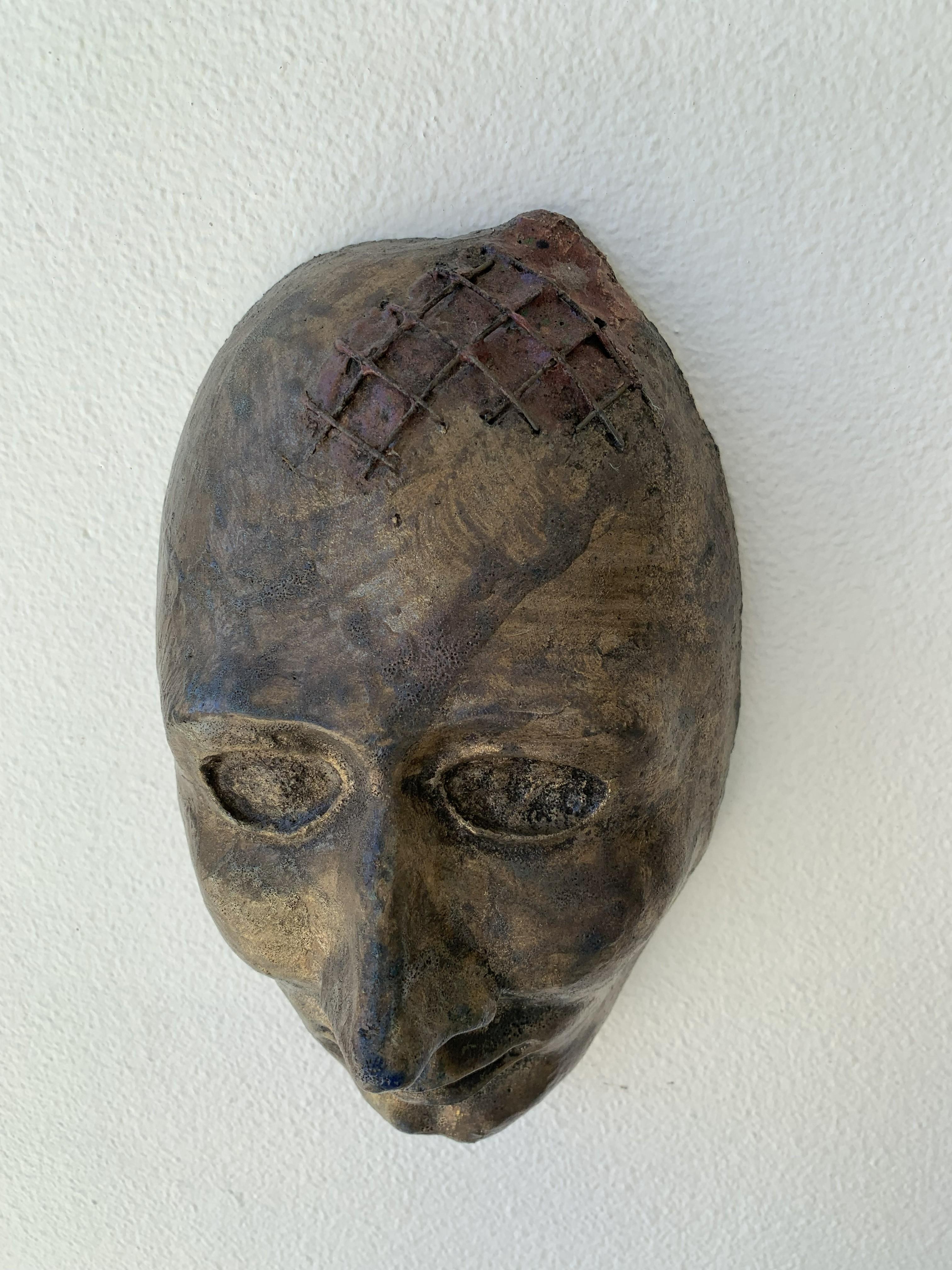 Keramische Maske Wandskulptur Signiert vom Künstler im Angebot 3