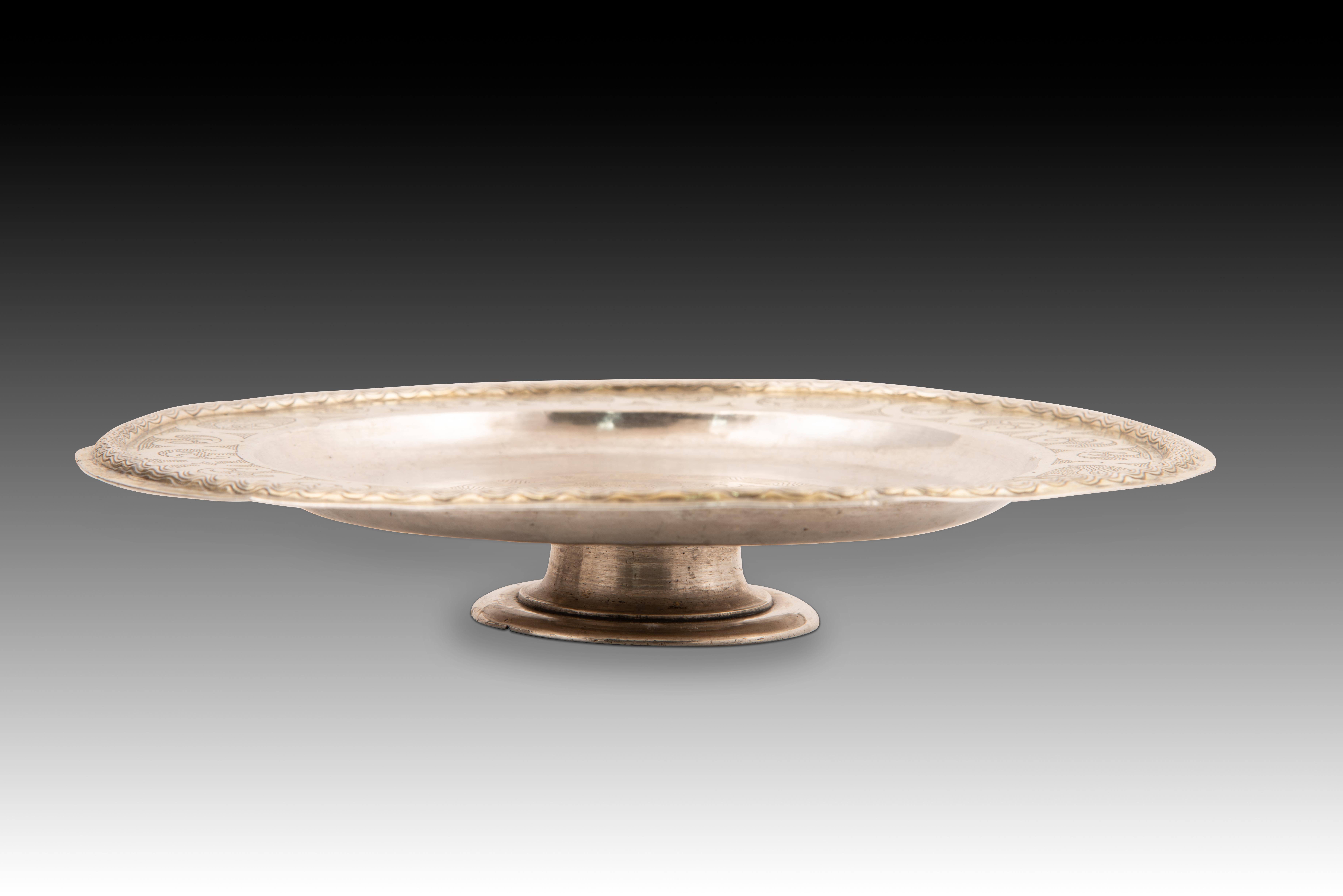 Salve or salve with a base. Silver. Zaragoza, 17th century. en vente 1