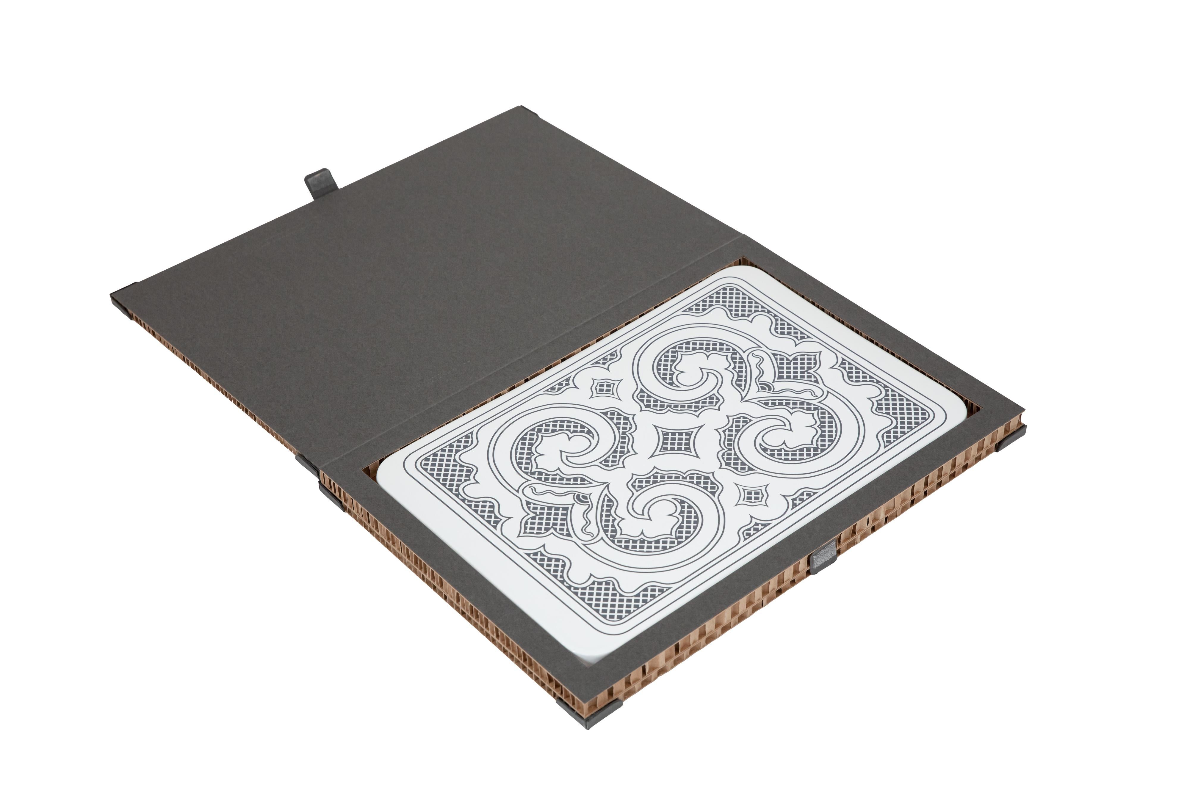 Keramik-Tablett aus der Soshiro Ainu-Kollektion im Angebot 3