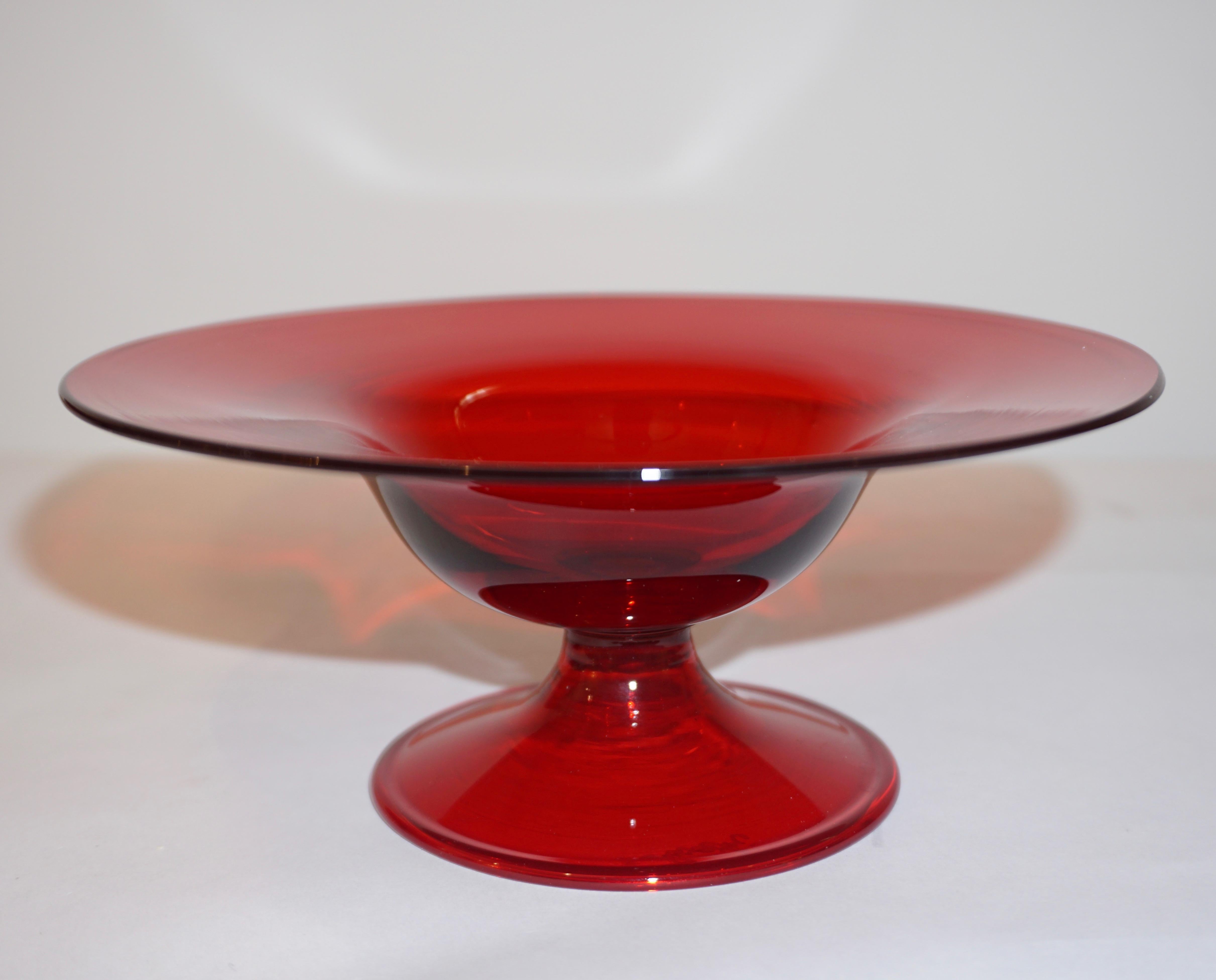 Salviati 1940s Italian Pair of Antique Ruby Red Blown Murano Glass Compote Bowls 1