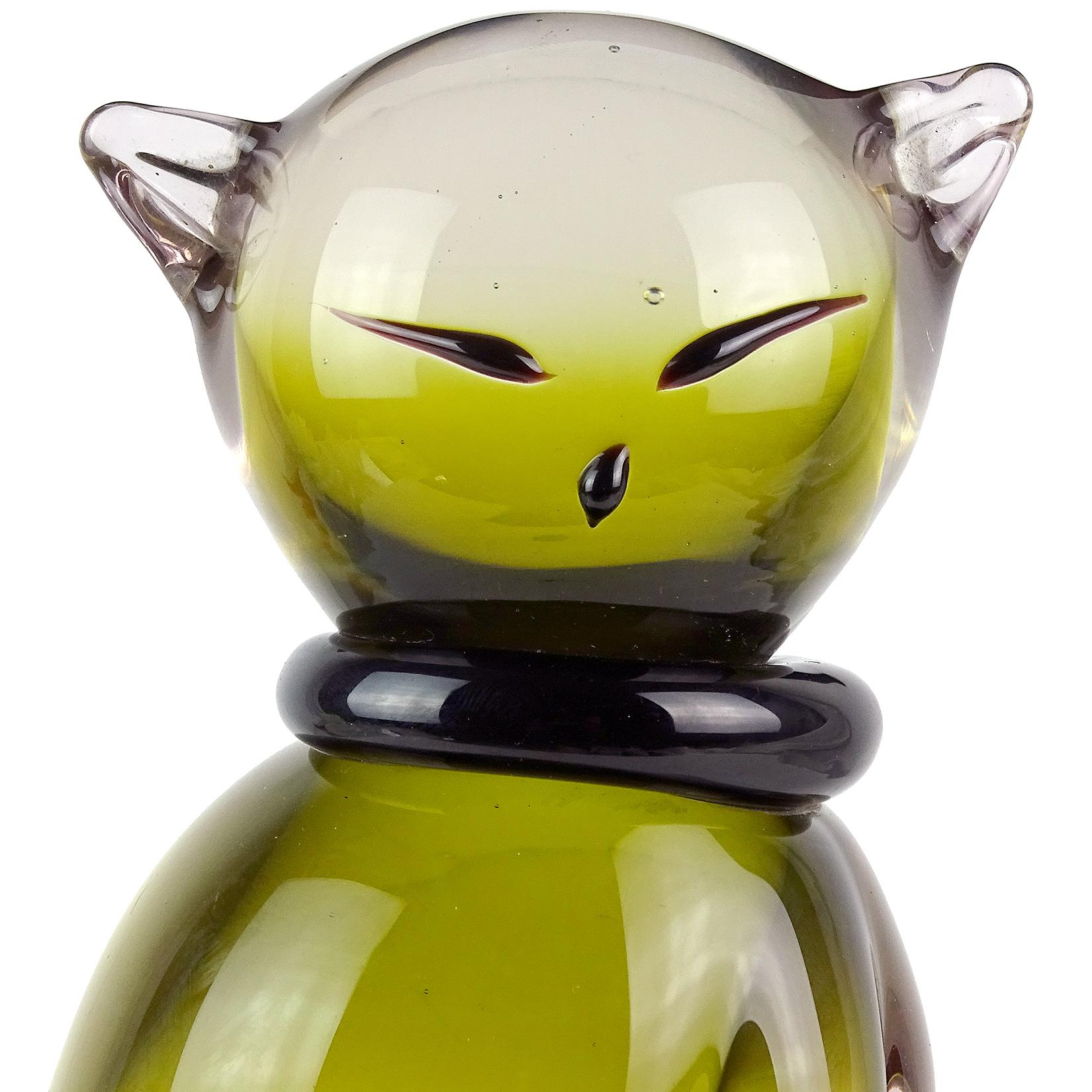 Beautiful large Murano hand blown Sommerso transparent green, and hint of lavender, Italian art glass kitty cat sculpture. Documented to the Salviati company, designer Alfredo Barbini. It has a worn 