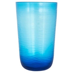 Vase en verre d'art de Murano bleu sculpté Salviati 'Battuto' 1960s