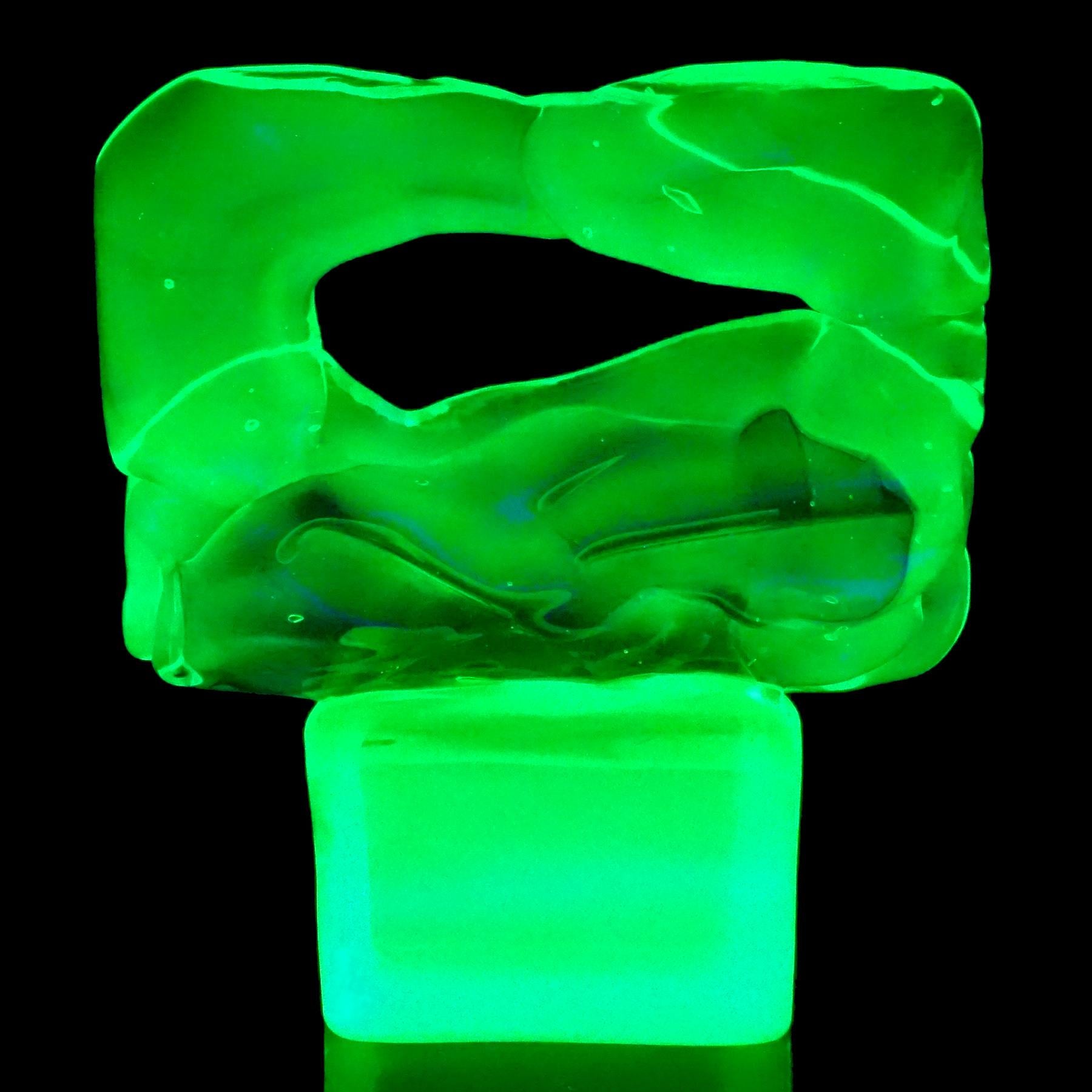 Mid-Century Modern Salviati Gaspari Murano Uranium UV Green Italian Art Glass Abstract Sculpture For Sale