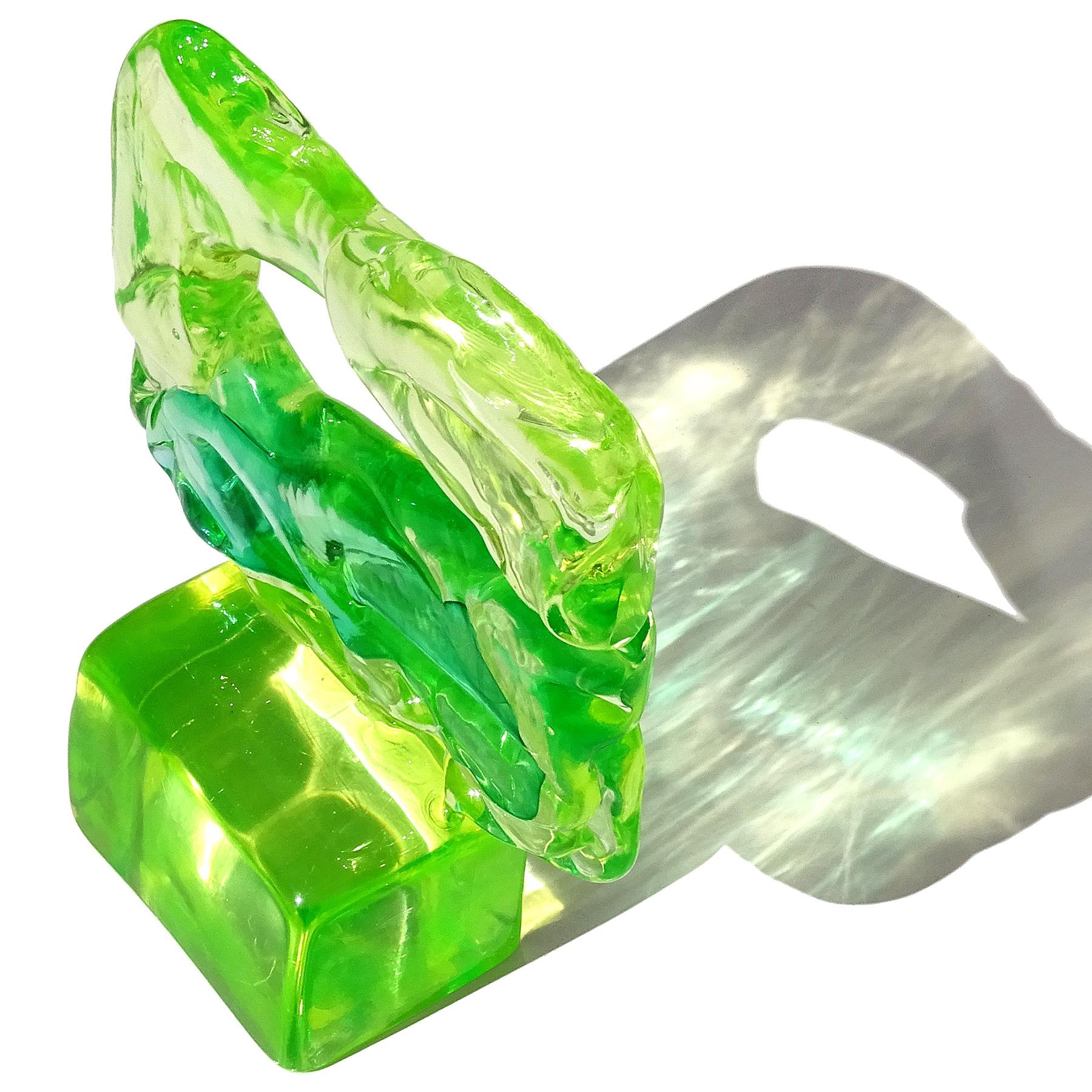 Hand-Crafted Salviati Gaspari Murano Uranium UV Green Italian Art Glass Abstract Sculpture For Sale