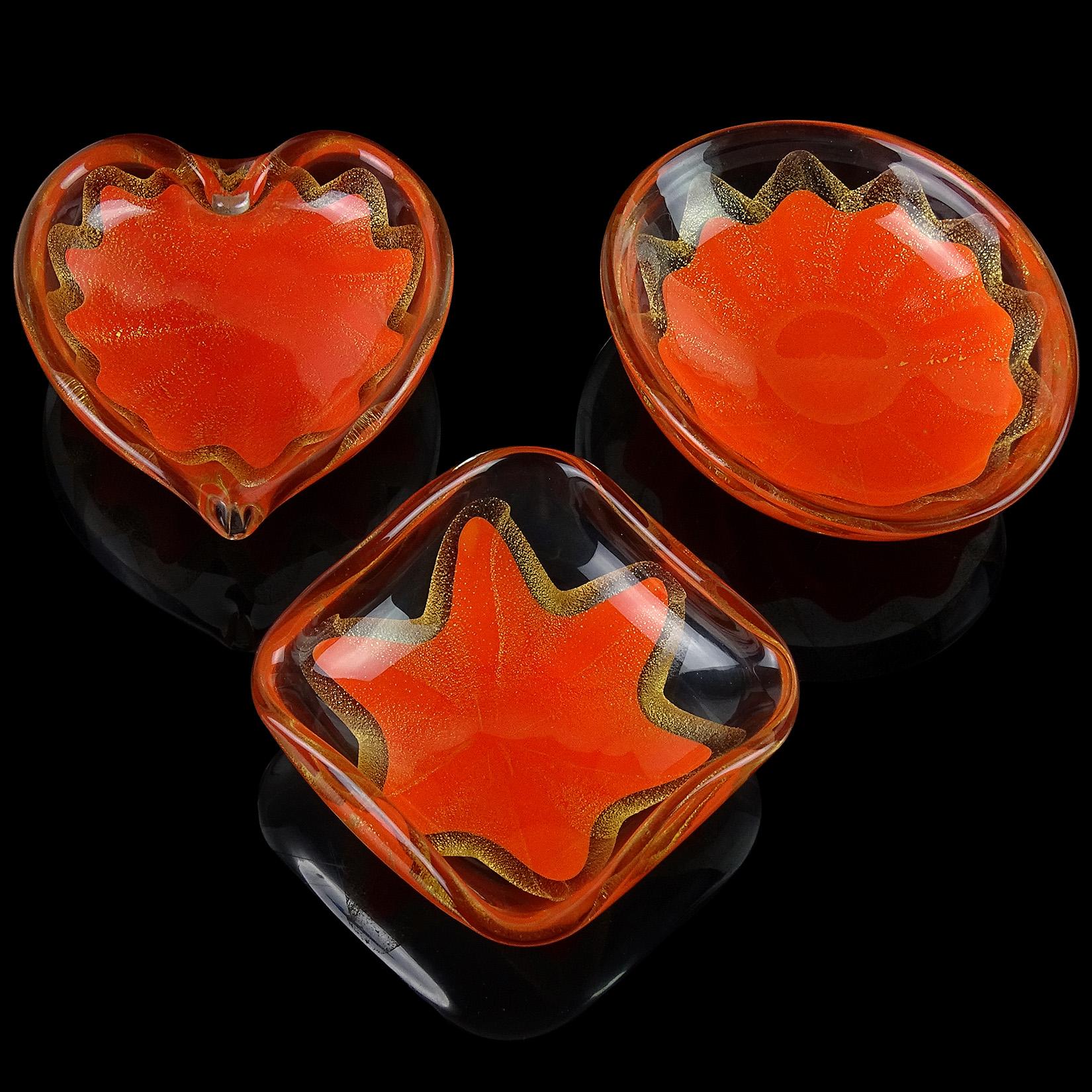 Fait main Salviati Murano 1950s Orange Gold Fleck Star Design Italian Art Glass Ring Bowls en vente