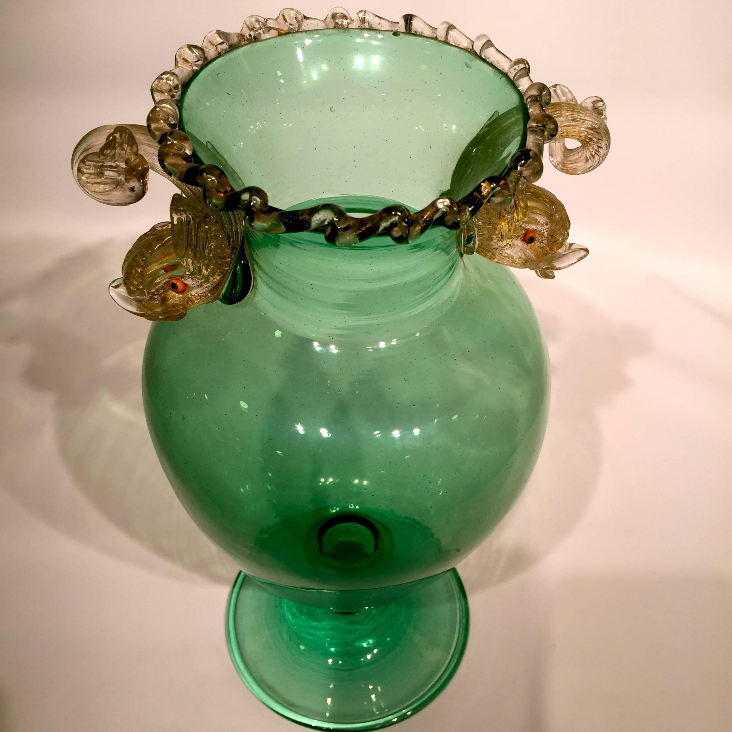 Italian SALVIATI  Murano Glass Dolphins Green and Gold Vase, circa 1940 For Sale