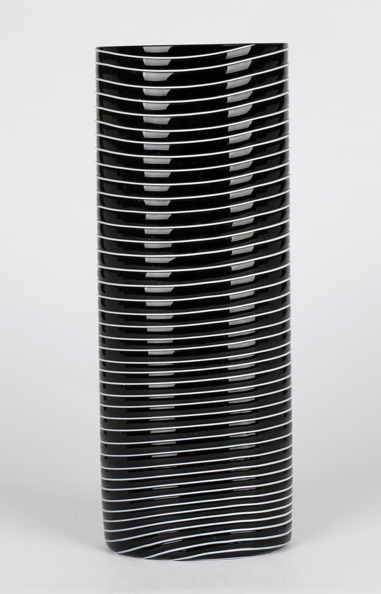 Salviati Murano Italian Trailed Design Black & White Art Glass Vase, 1997 For Sale 4