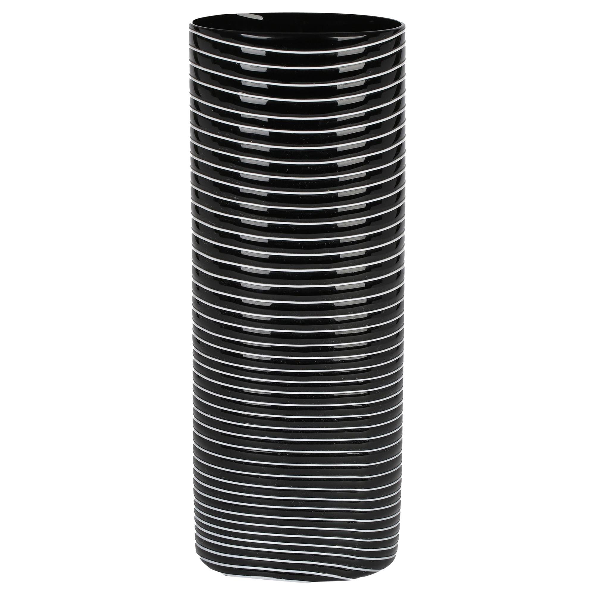 Vaso in vetro artistico Salviati Murano Italian Trailed Design Black & White, 1997