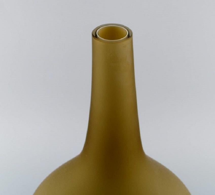 XXIe siècle et contemporain Salviati, Murano, grand vase en forme de goutte d'eau en verre d'art soufflé à la bouche fumé en vente