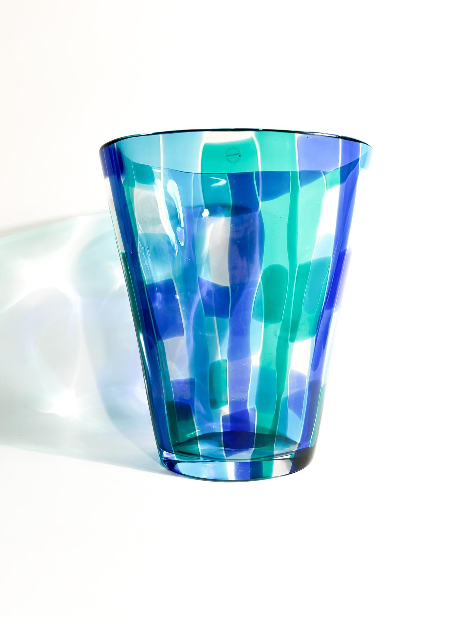 Salviati Murano-Vase aus mehrfarbigem Glas Madras, Modell 1997 (Moderne der Mitte des Jahrhunderts) im Angebot