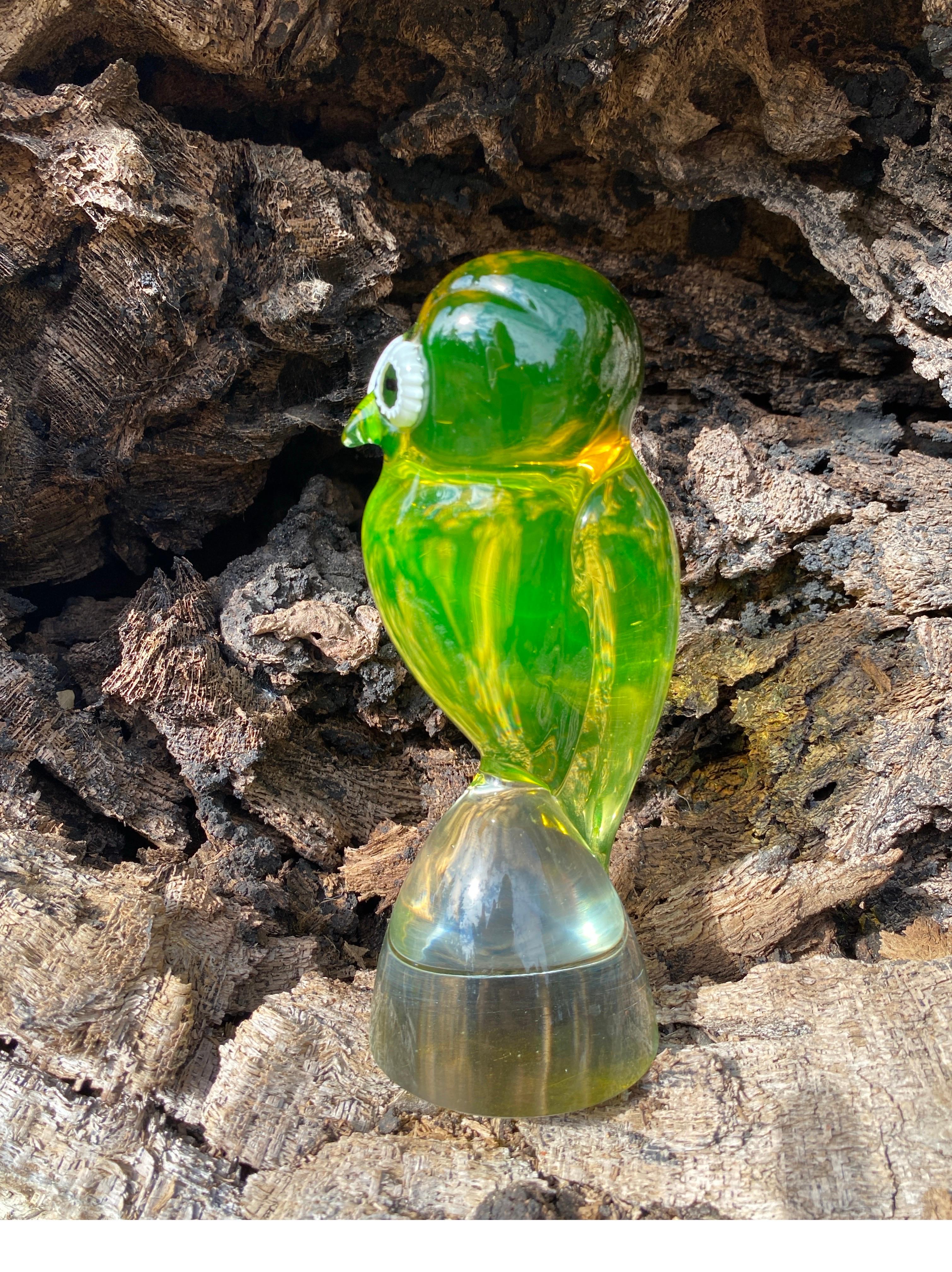 Salviati Murano Sommerso Uranium Glass Perched Hoot Owl Sculpture 1