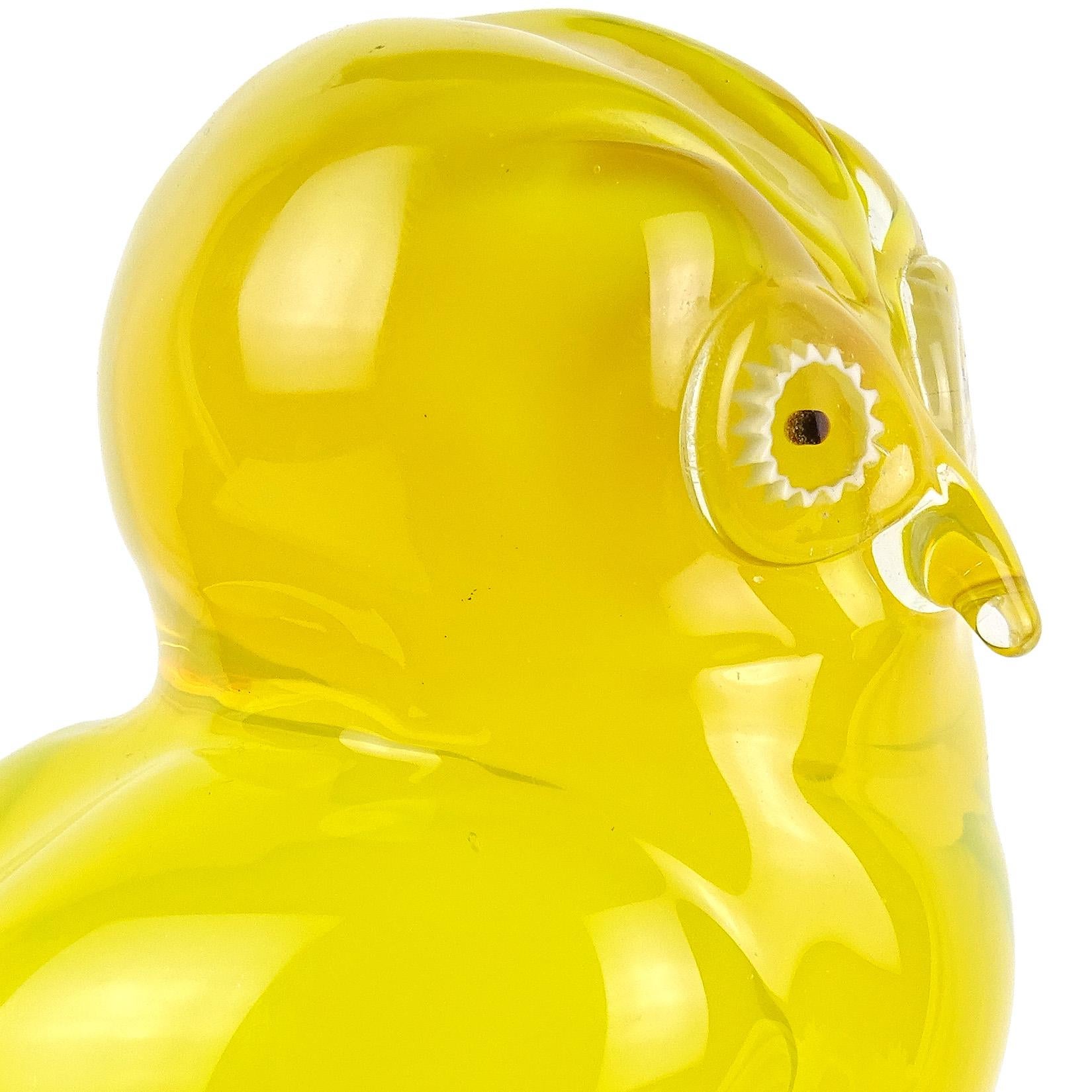 Hand-Crafted Salviati Murano Sommerso Yellow Murrine Eye Italian Art Glass Owl Bird Sculpture