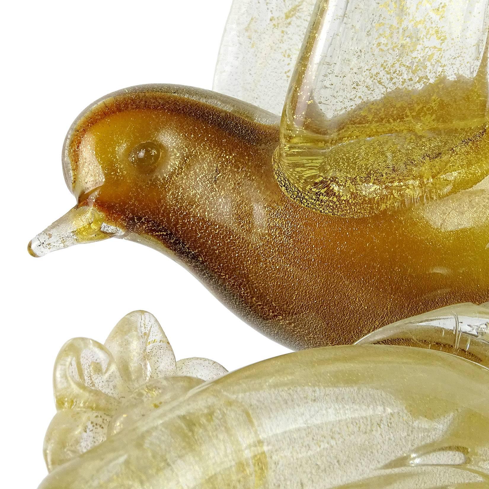 Mid-Century Modern Salviati Murano White Amber Gold Italian Art Glass Birds Centerpiece Sculptures For Sale