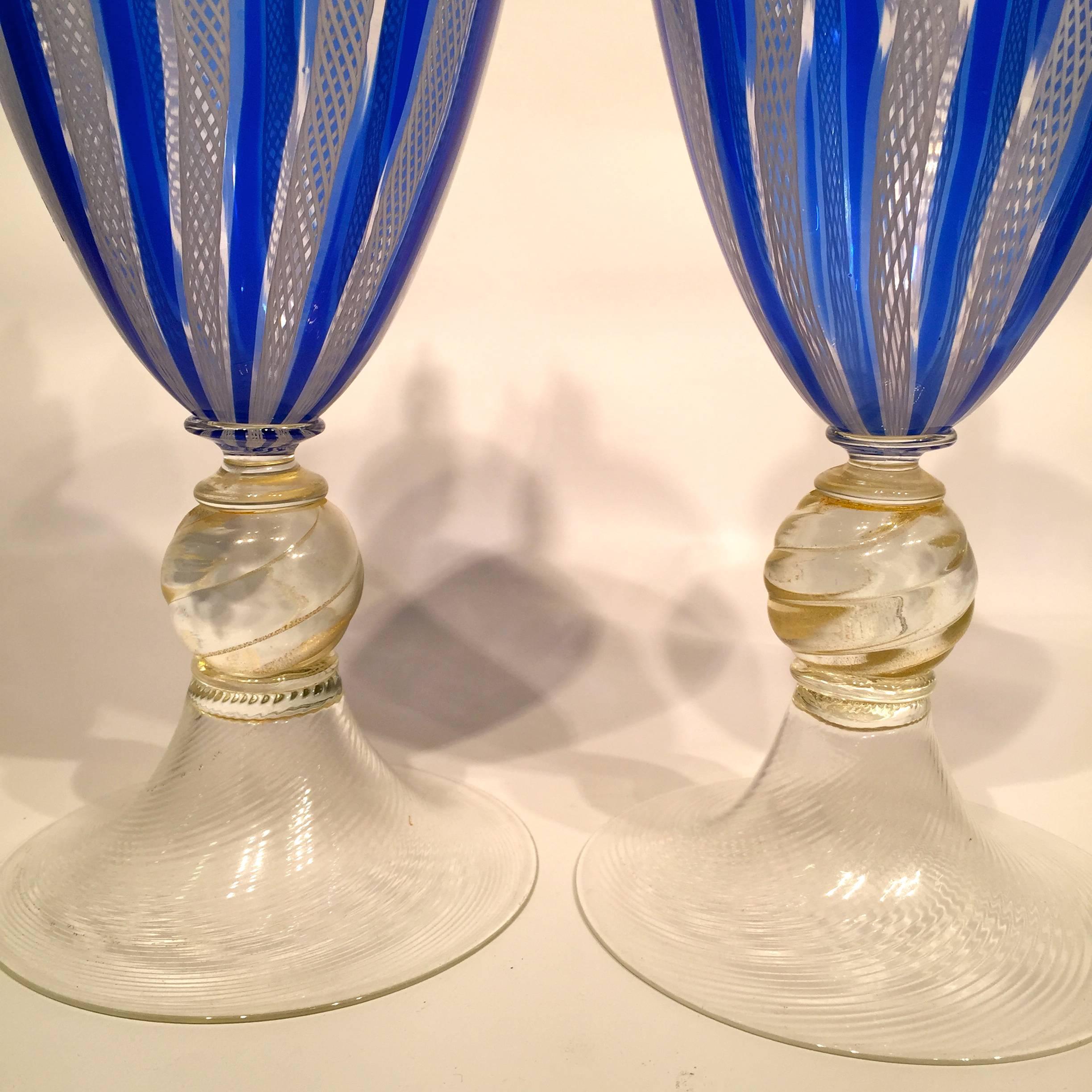 SALVIATI Pair of Murano Glass Dolphins Blue and White Vases, circa 1940 For Sale 2