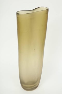 Large Salviati Topaz Murano Glass Bouquet Vase