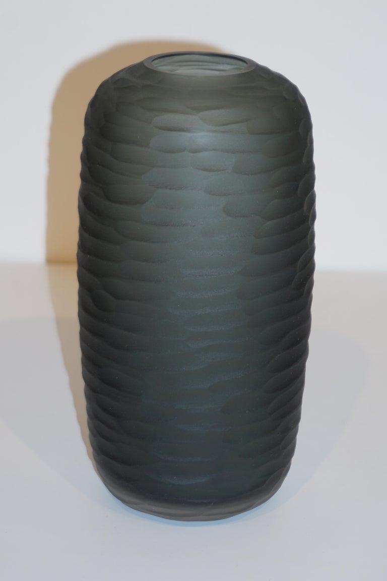 Salviati Vintage Italian Minimalist Smoked Gray Battuto Murano Art Glass Vases For Sale 8