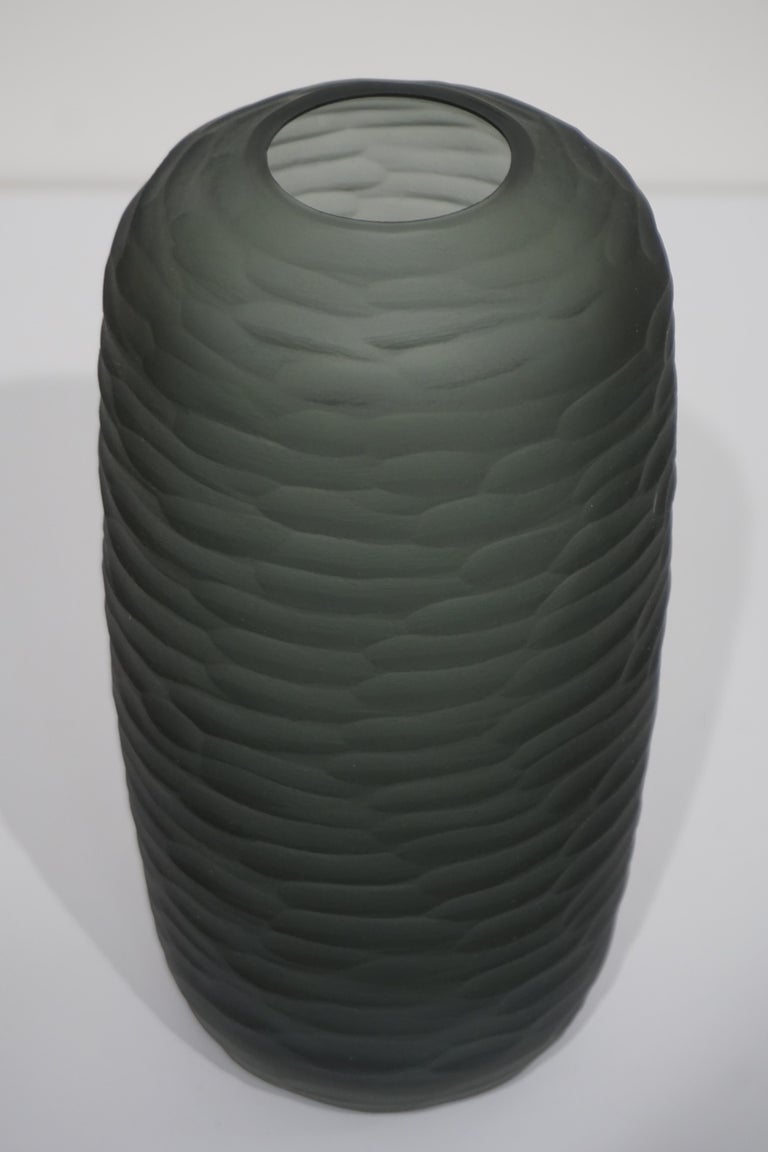 Salviati Vintage Italian Minimalist Smoked Gray Battuto Murano Art Glass Vases For Sale 9