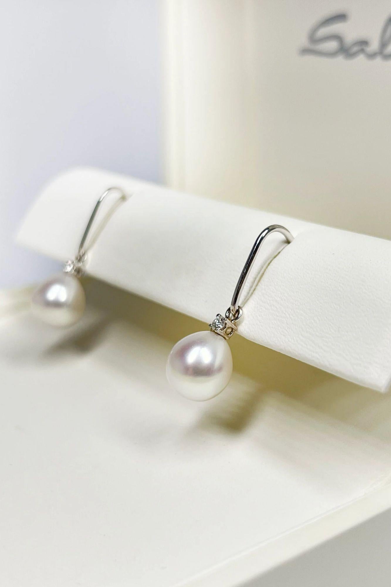 Modern Salvini Diamonds and Pearls White Gold Earrings For Sale