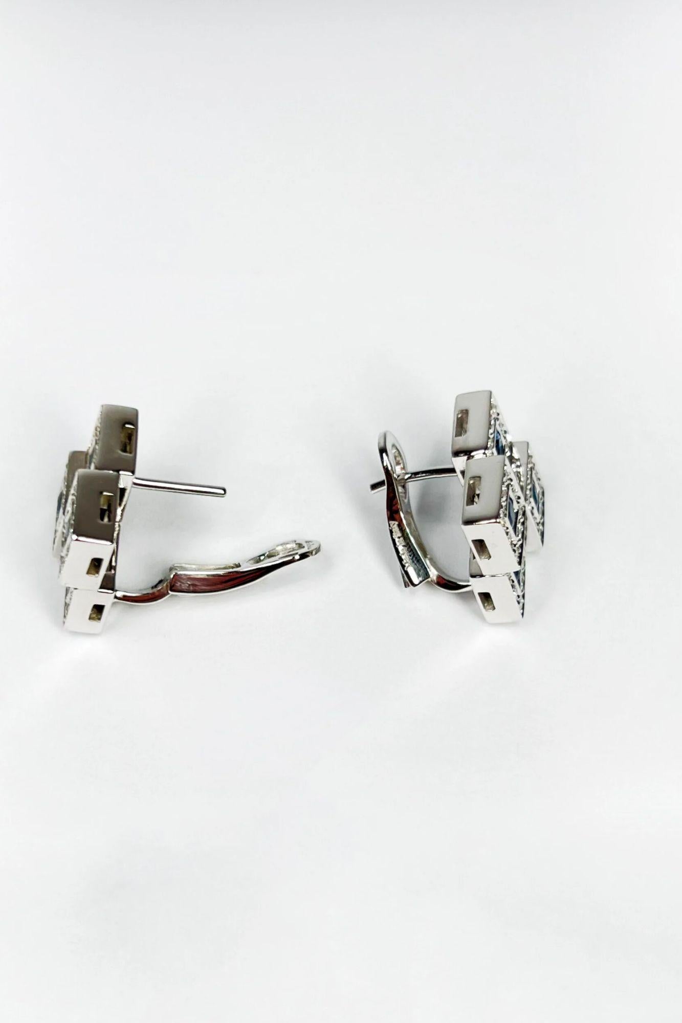 Salvini Diamonds and Sapphires White Gold Earrings In New Condition For Sale In North Miami Beach, FL