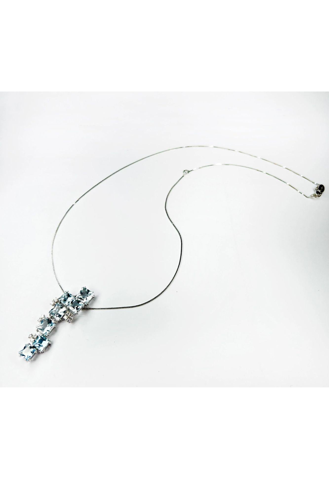 Salvini Diamonds and Aquamarines White Gold Pendant In New Condition For Sale In North Miami Beach, FL