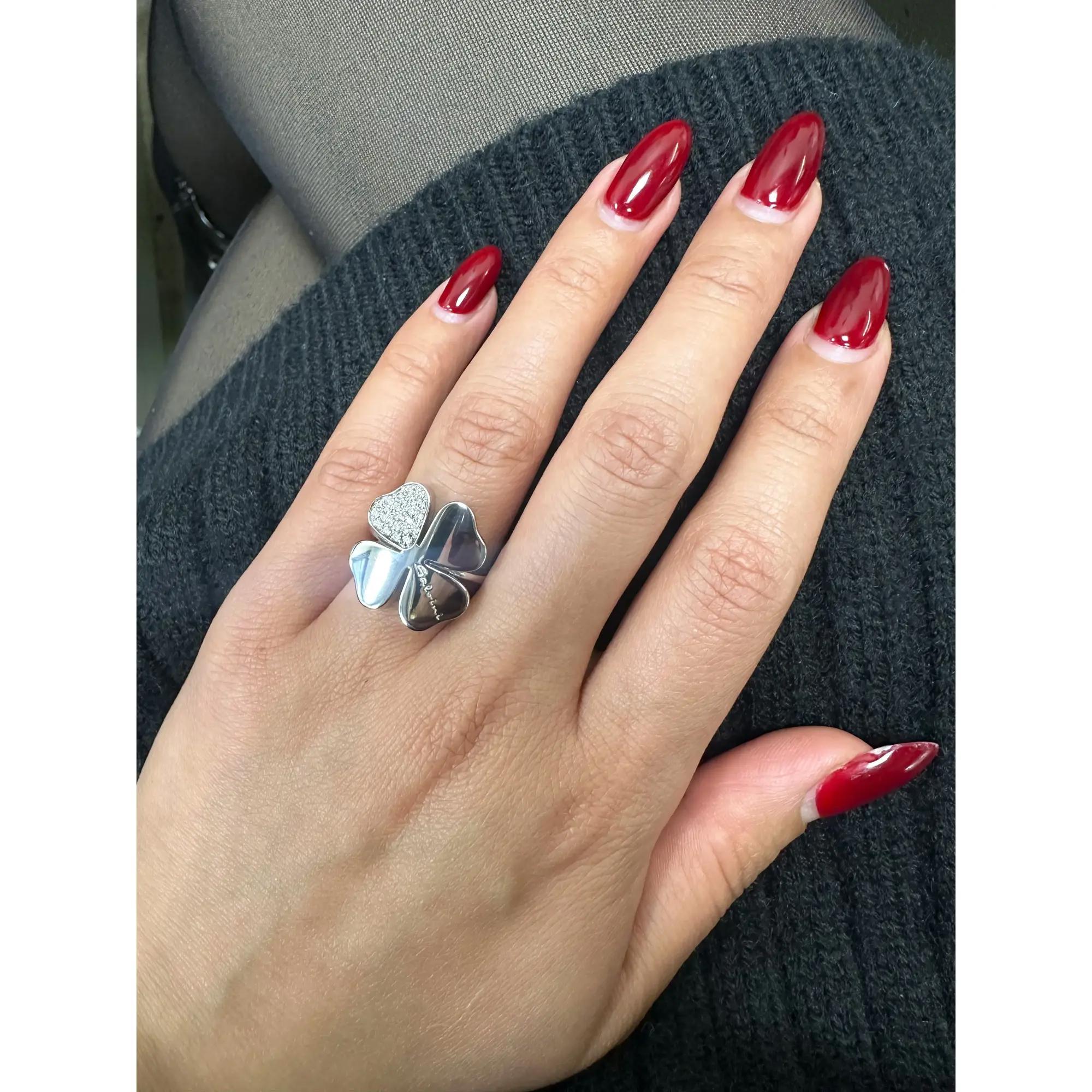 Salvini Anillo Cocktail Diamante Floral Oro Blanco 18K 0.19Cttw Talla 7.25 en Nuevo estado para la venta en New York, NY