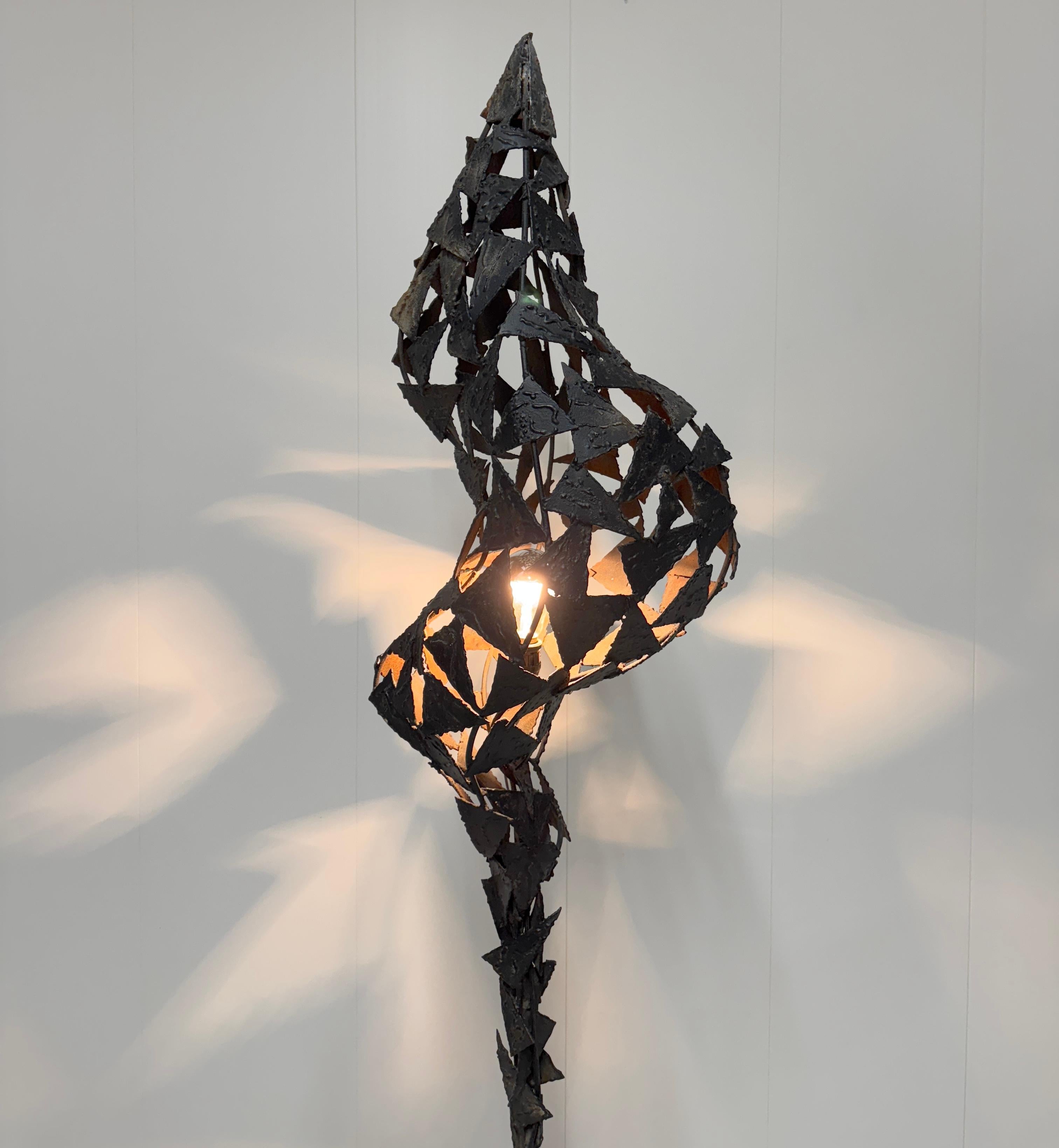 Salvino Marsura, Lampada da terra, prod. Nuova Arte Marsura, anni '70 In condizioni ottime in vendita a Rivoli, IT