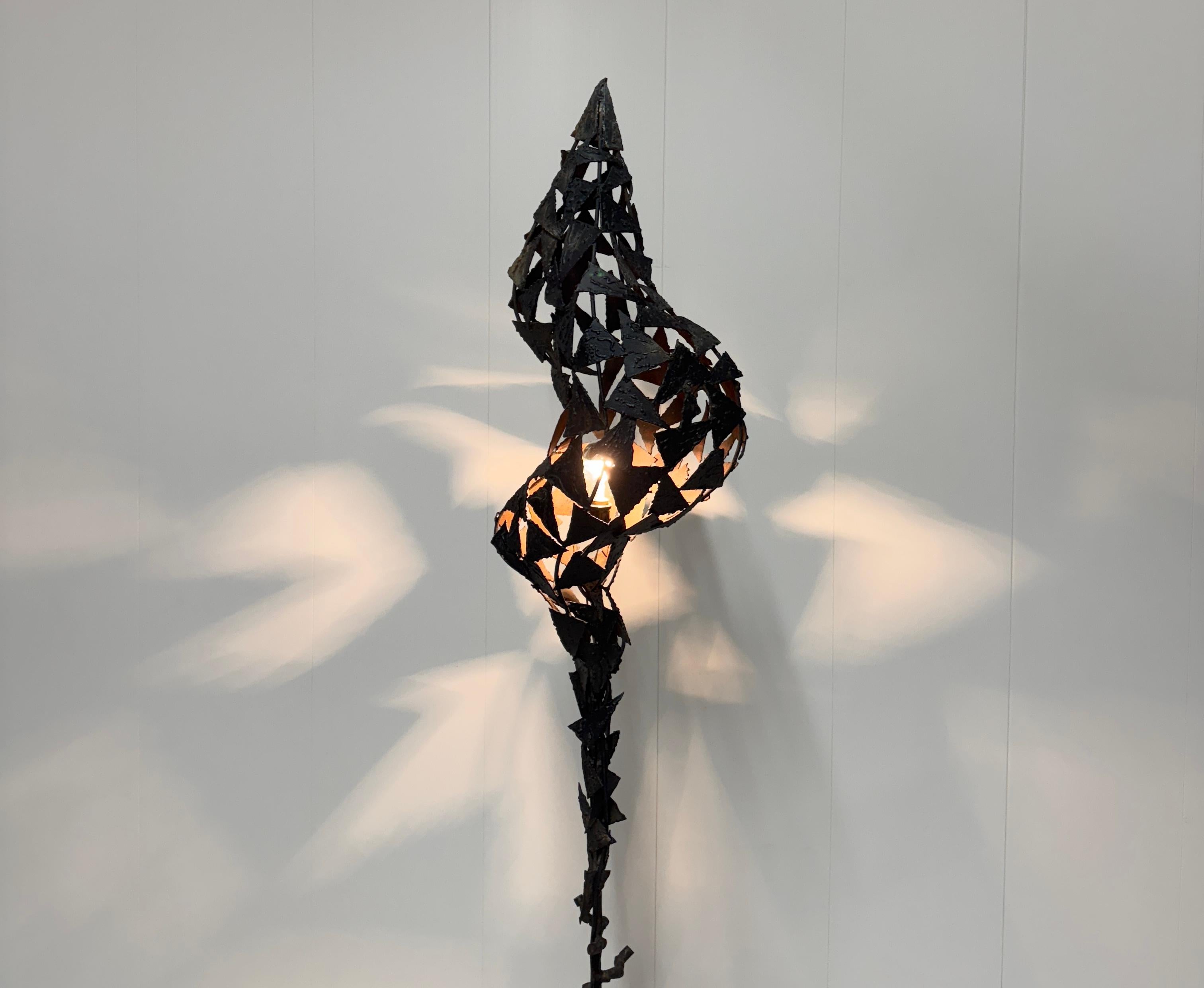 Late 20th Century Salvino Marsura, Lampada da terra, prod. Nuova Arte Marsura, anni '70 in vendita