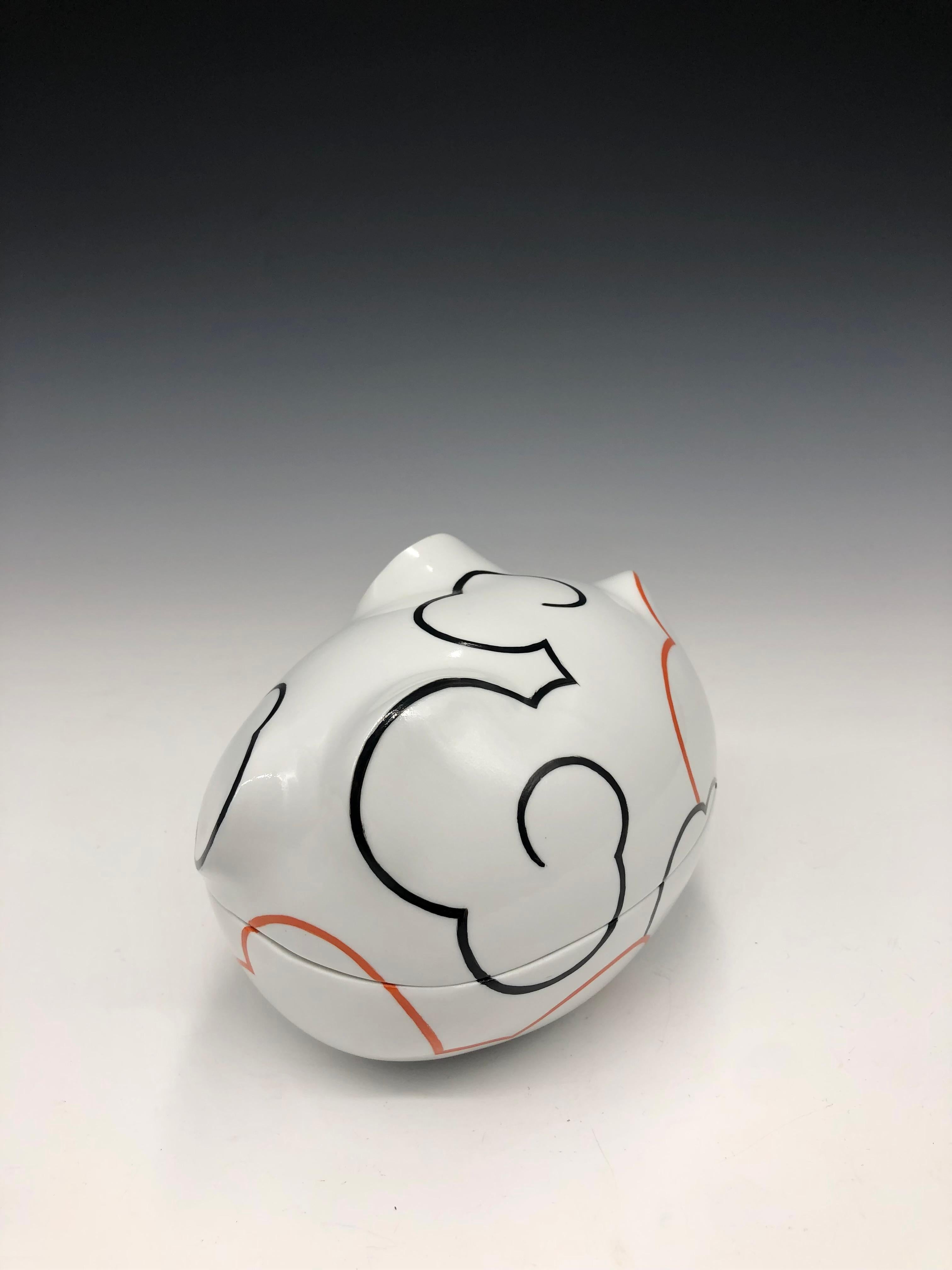 Boîte à nuages en céramique - Boîte en porcelaine blanche avec détails noirs et orange en vente 3